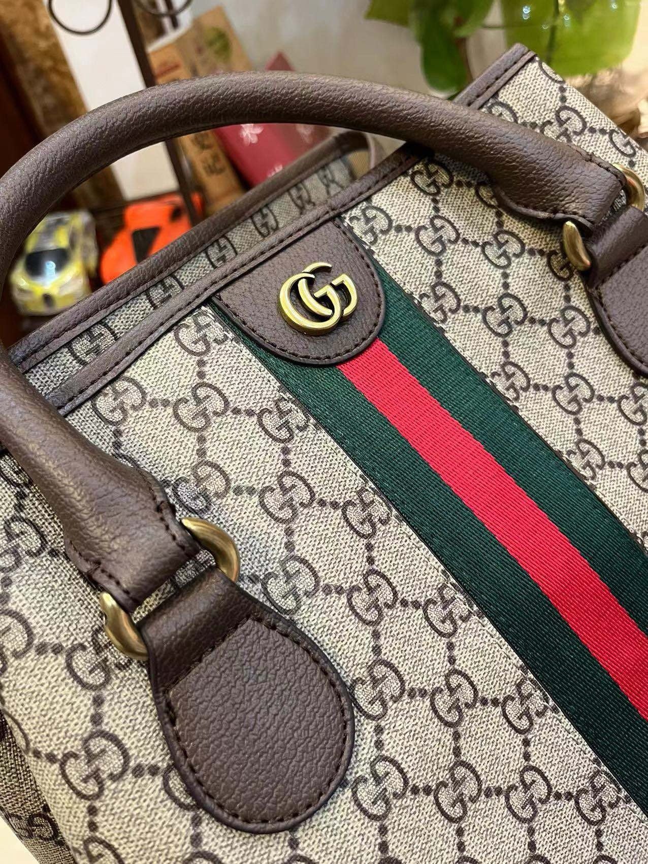Gucci Canvas Savoy GG Supreme Brown Travel Bag-4 760227