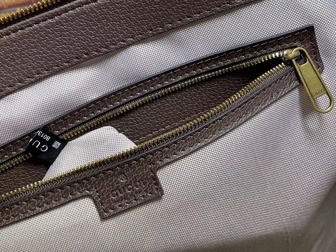 Gucci Canvas Savoy GG Supreme Brown Travel Bag-3 760228
