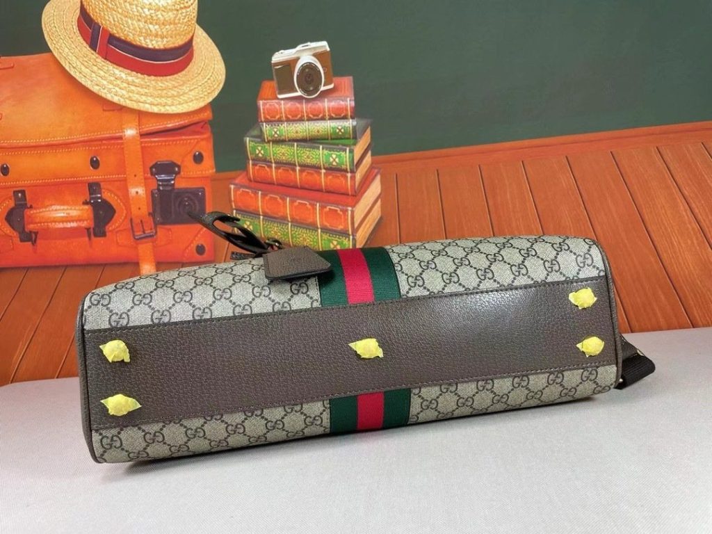 Gucci Canvas Savoy GG Supreme Medium Brown MediumBowling Bag 723309