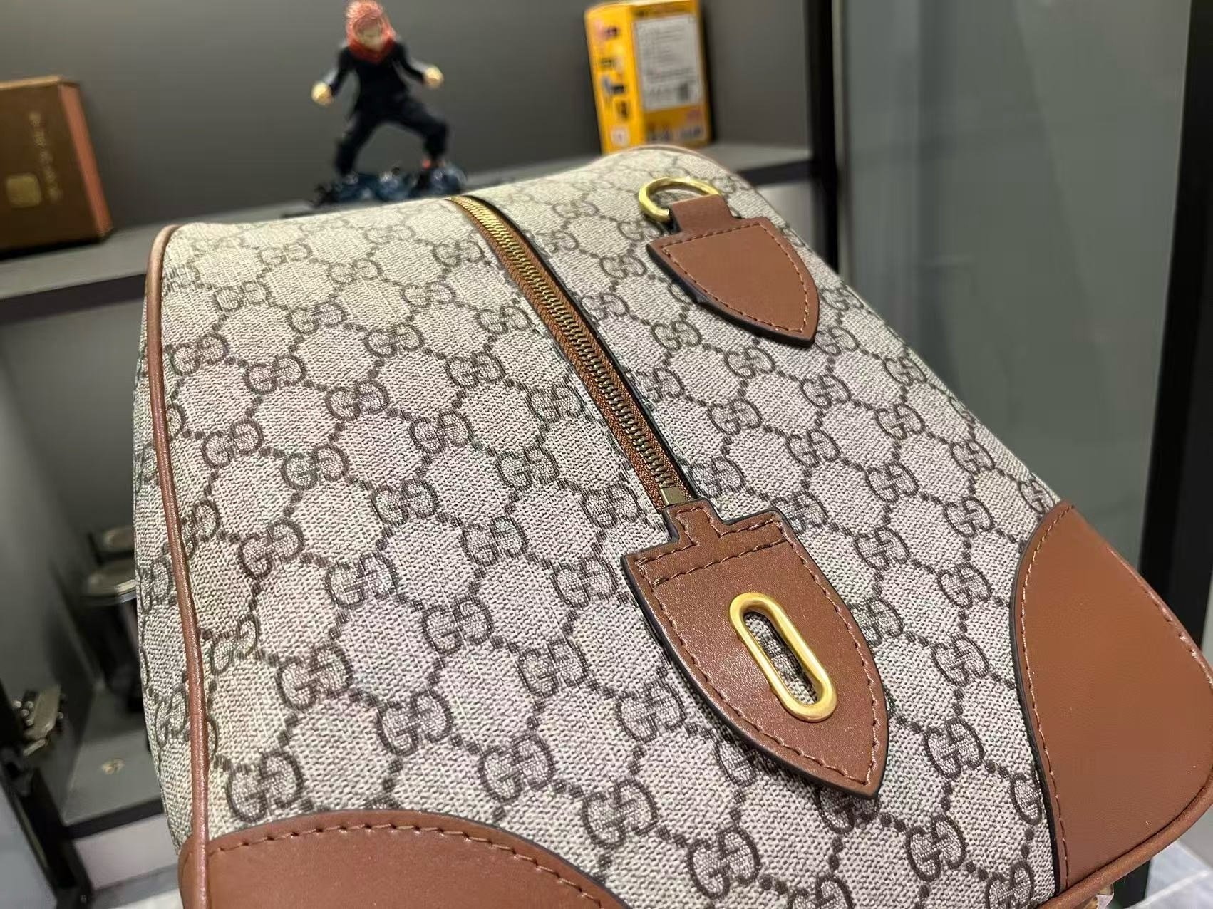 Gucci Canvas GG Emblem Brown Travel Bag 821148