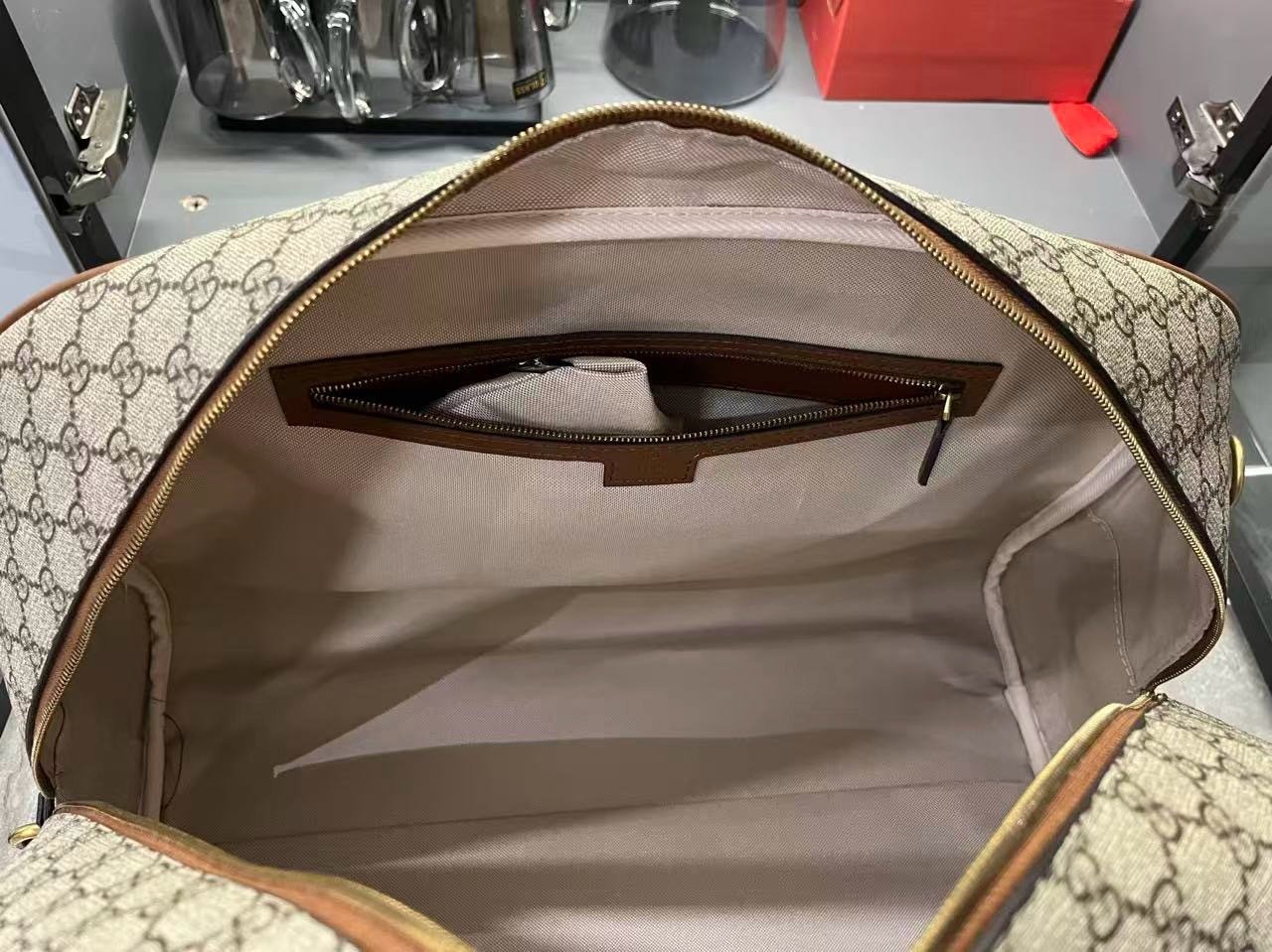 Gucci Canvas GG Emblem Brown Travel Bag 821148