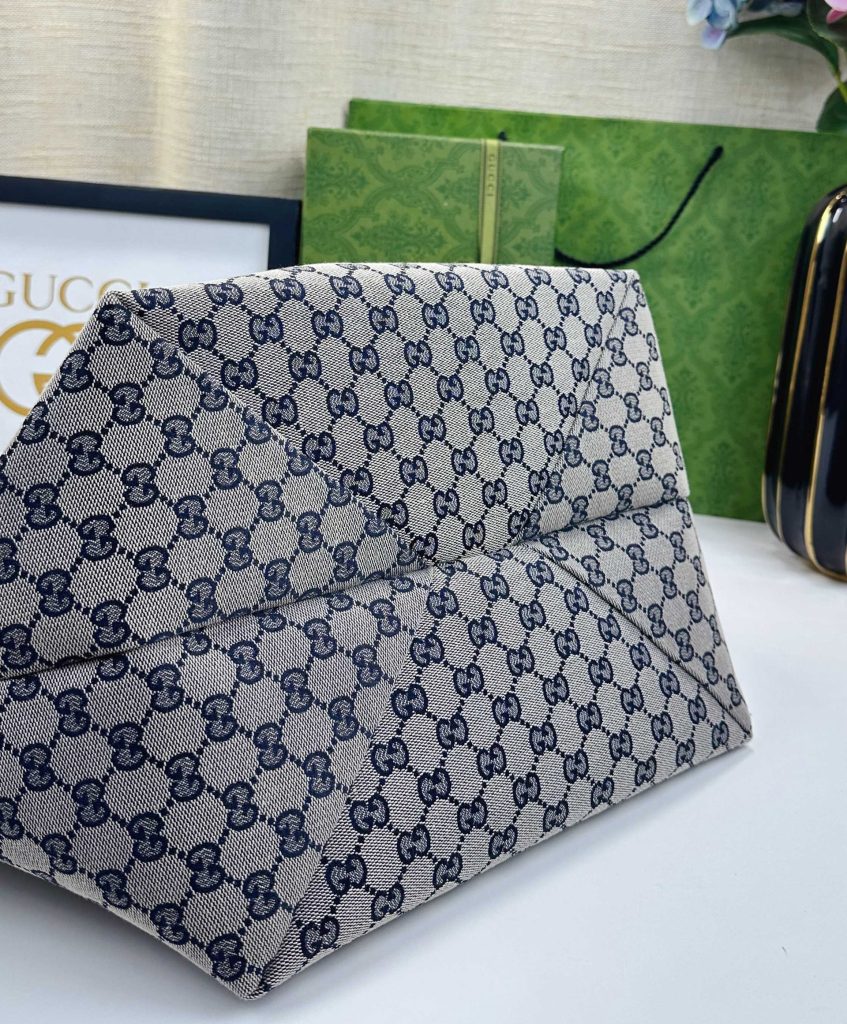 Gucci Totissima Sabato De Medium Blue MediumTote Bag-1 788203