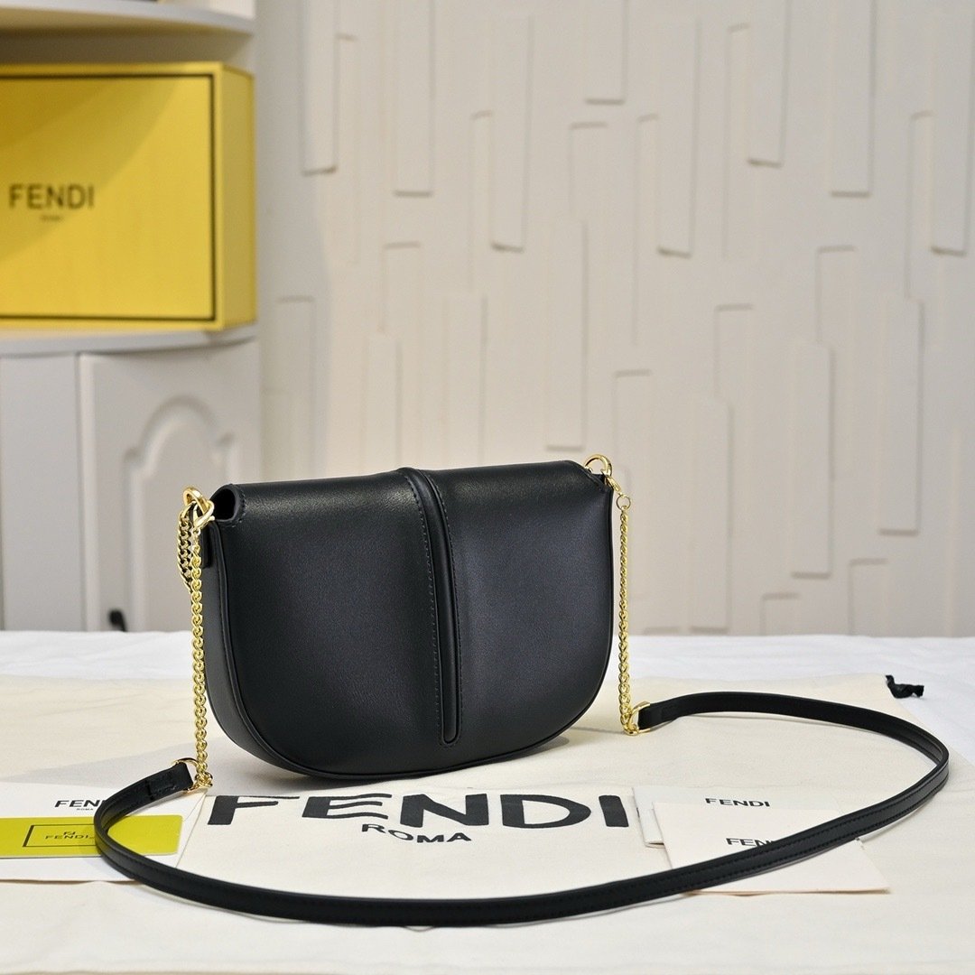 Fendi size Bag 7758