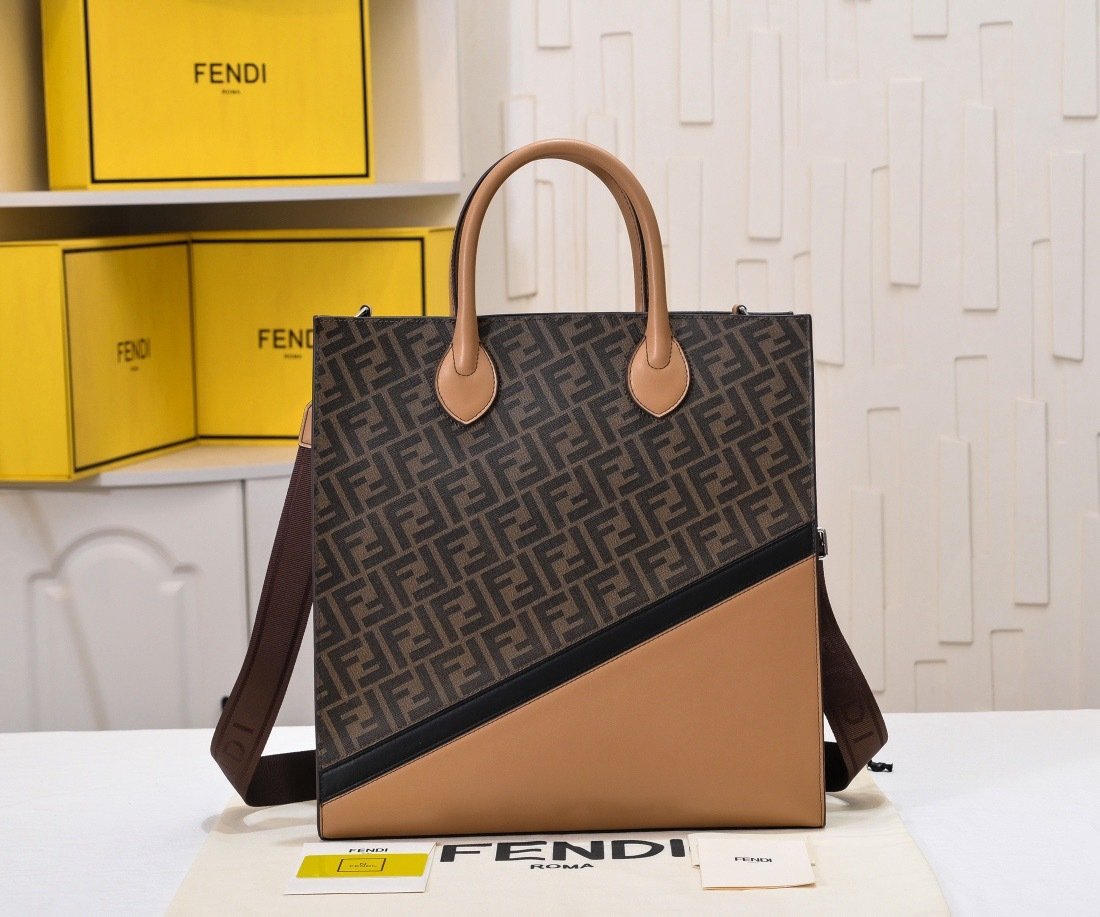 Fendi Vintage Black Bag 001390