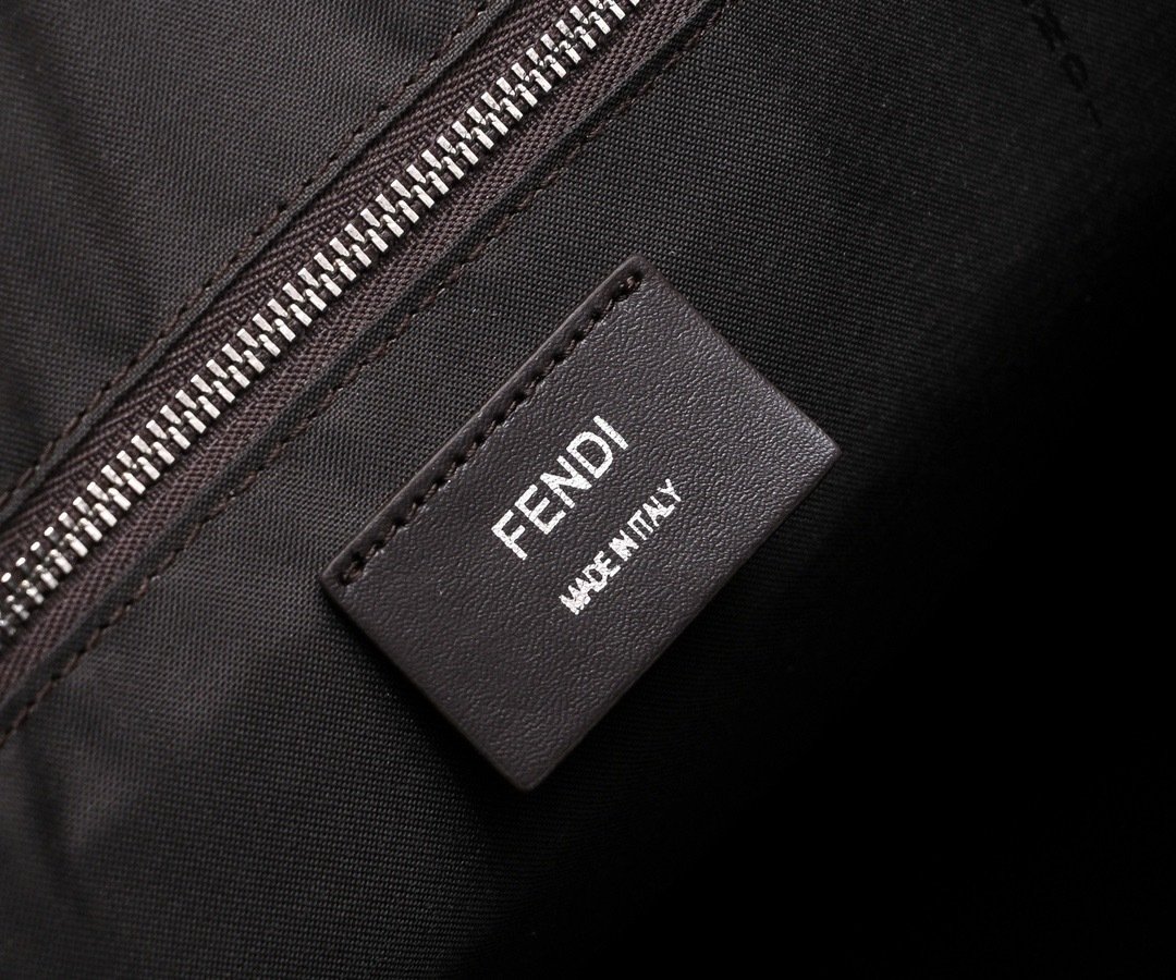 Fendi Vintage Black Bag 001390
