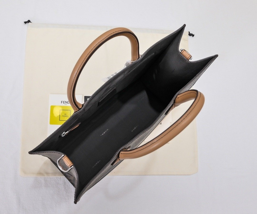 Fendi Vintage Black Bag 001390