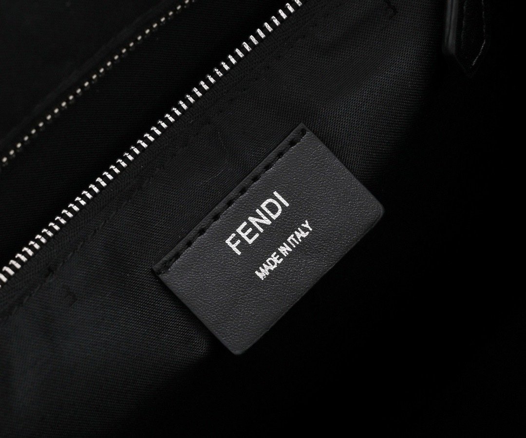Fendi Vintage Black Bag 001390