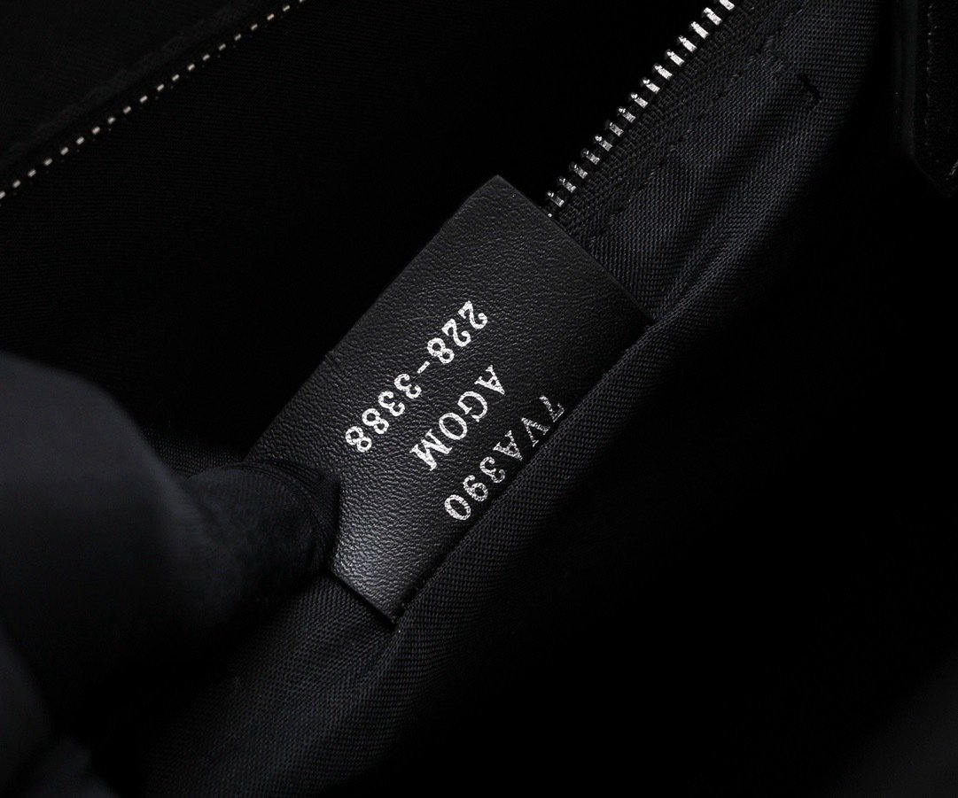 Fendi Vintage Black Bag 001390
