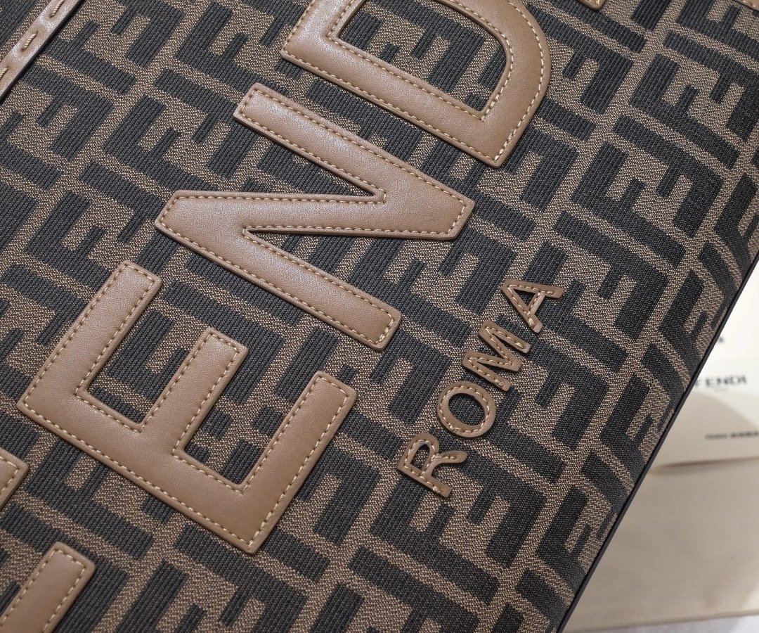 Fendi Vintage TOTE x17x31cm x35x21cm Medium Tote Bag 001390