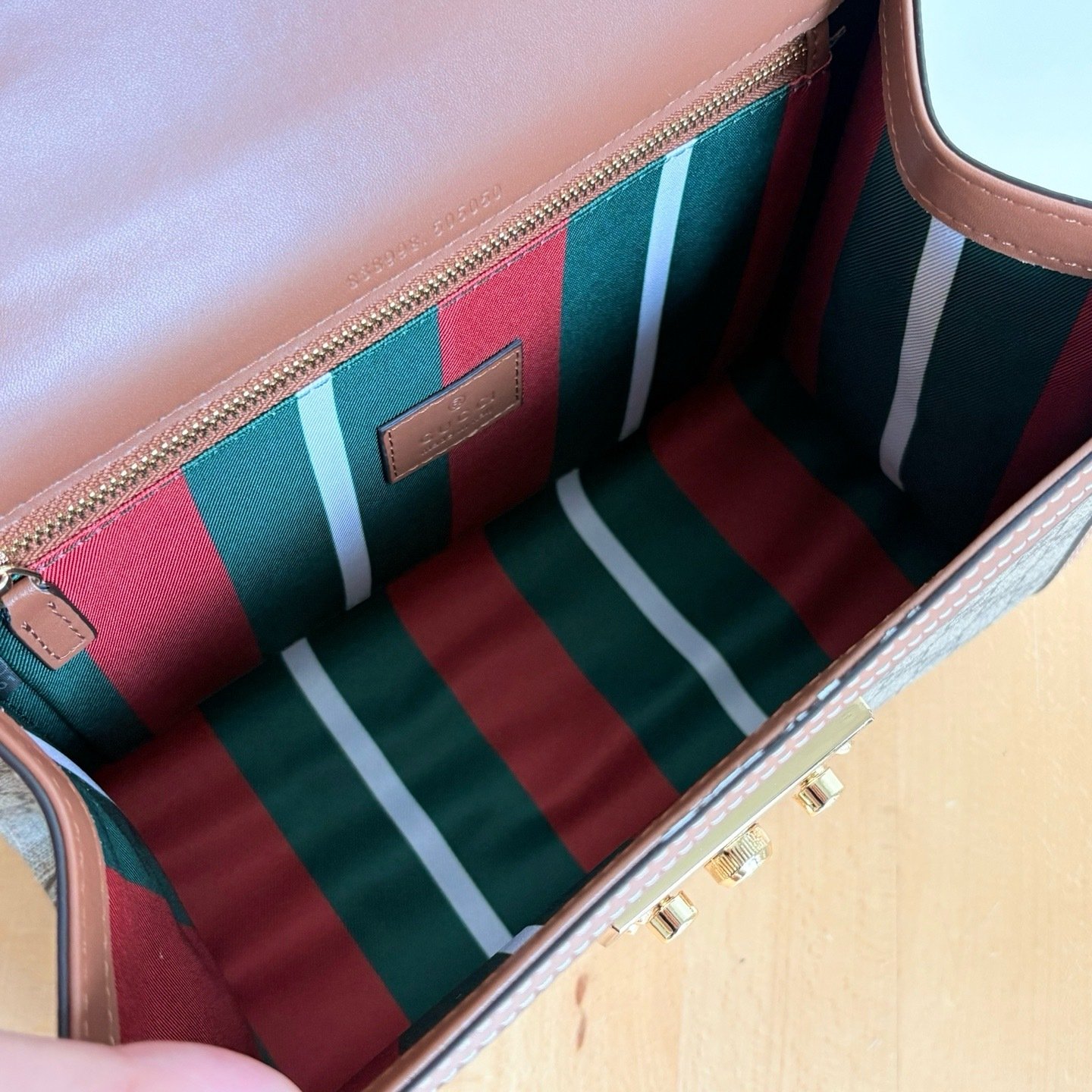 Gucci Large Boutique Edition-3 838998