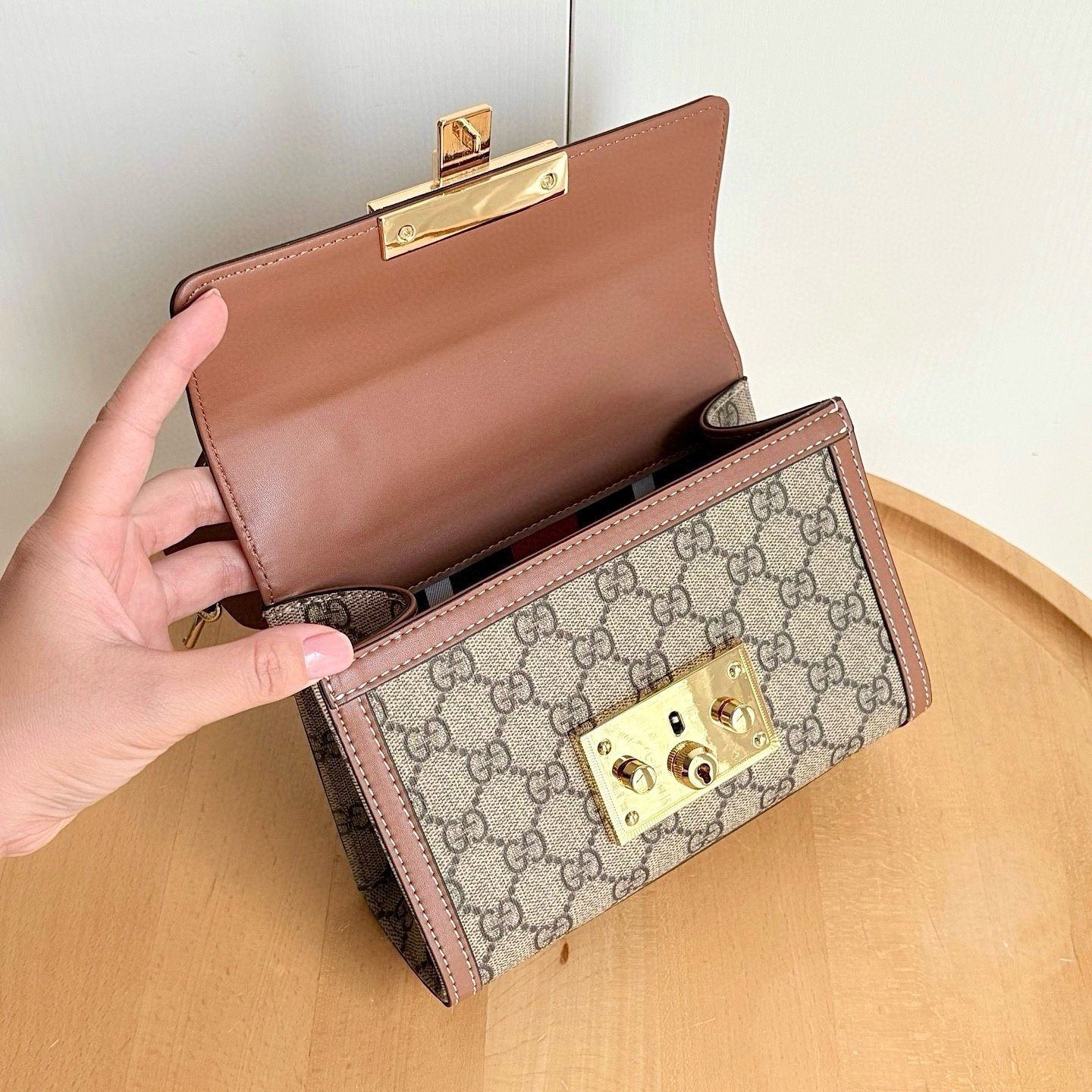 Gucci Small Boutique Edition-2 838999