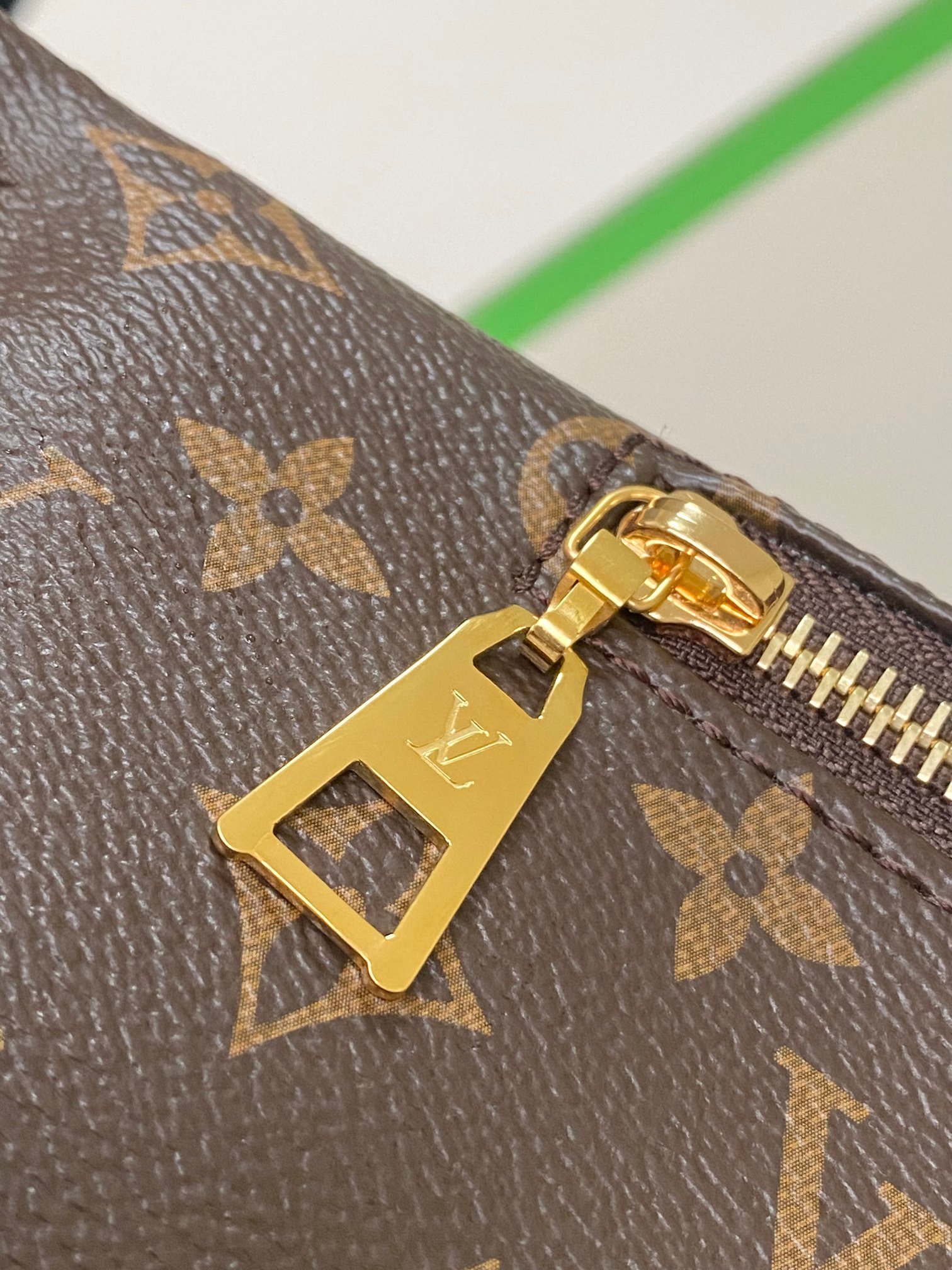 Louis Vuitton Canvas M46784 cm680 Bag 001670