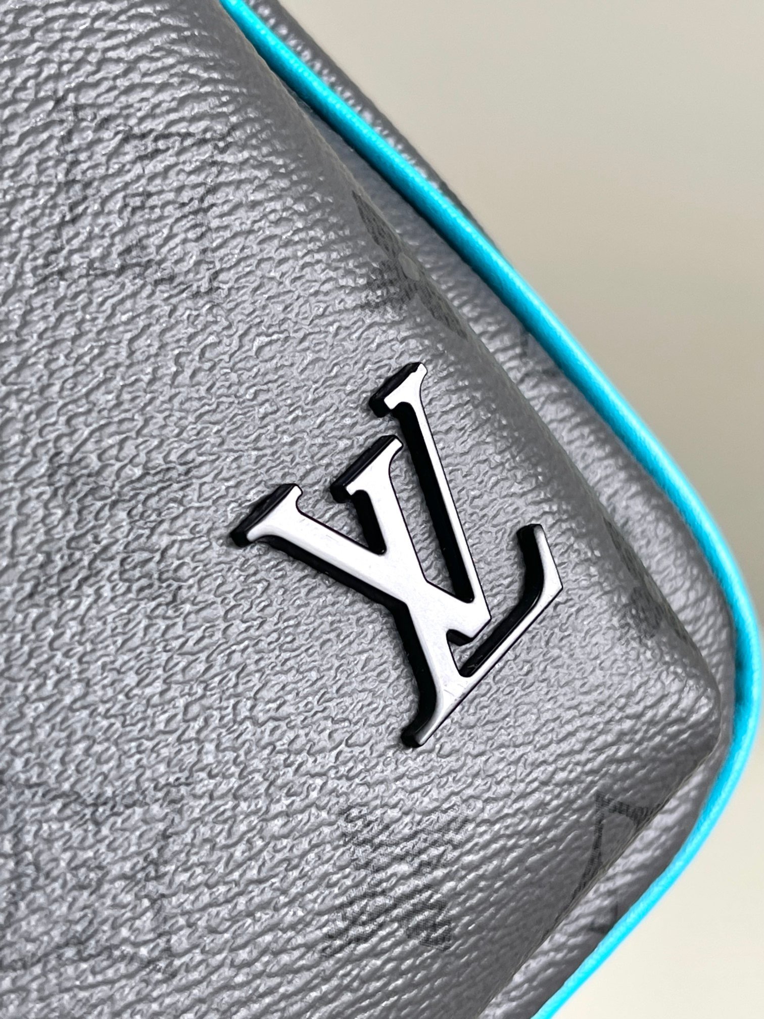 Louis Vuitton Canvas M47137 M11703 Avenue Small Top Handle Bag 001660