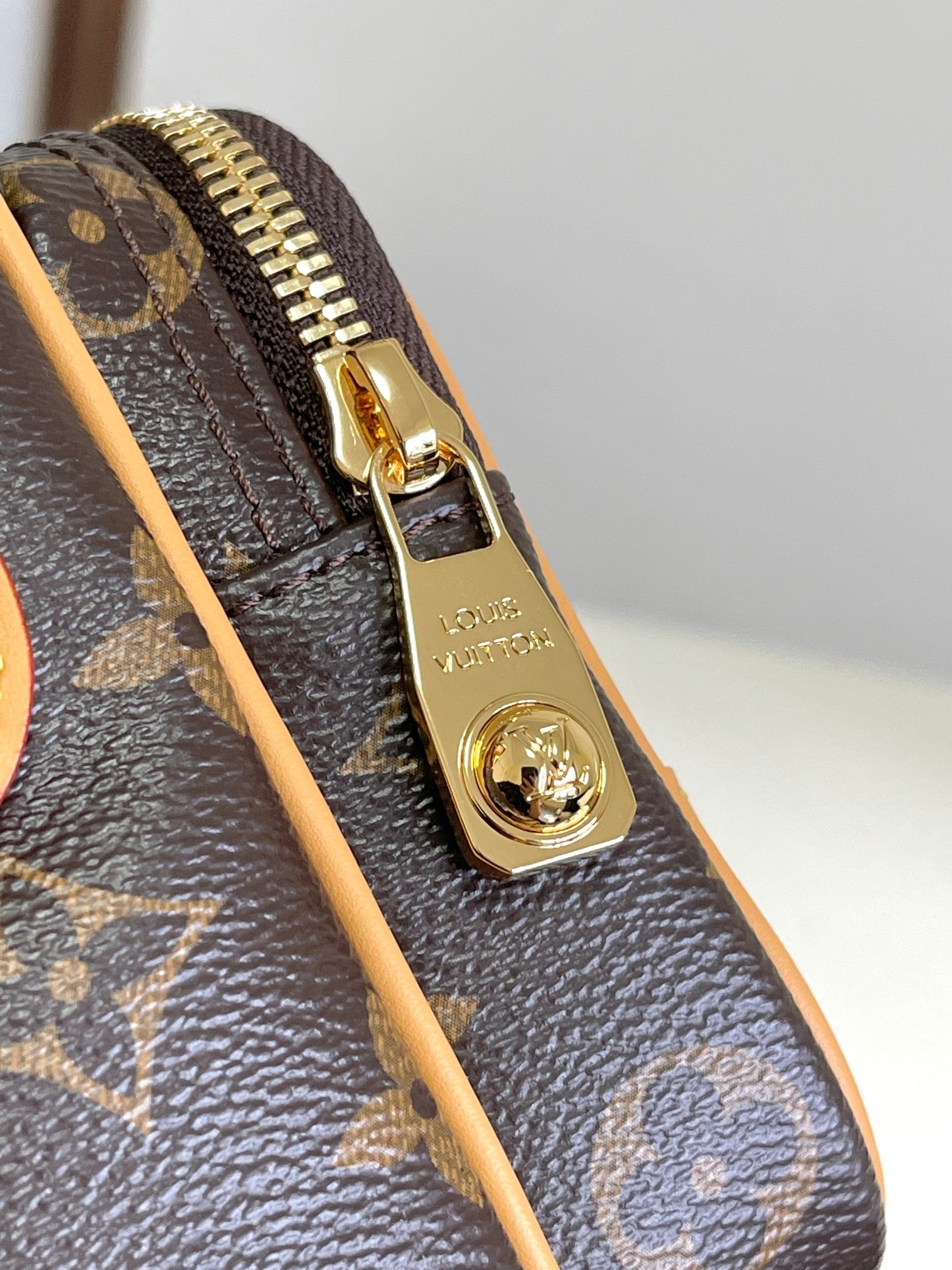 Louis Vuitton Canvas M14016 Nil Monogram Top Handle Bag 001750