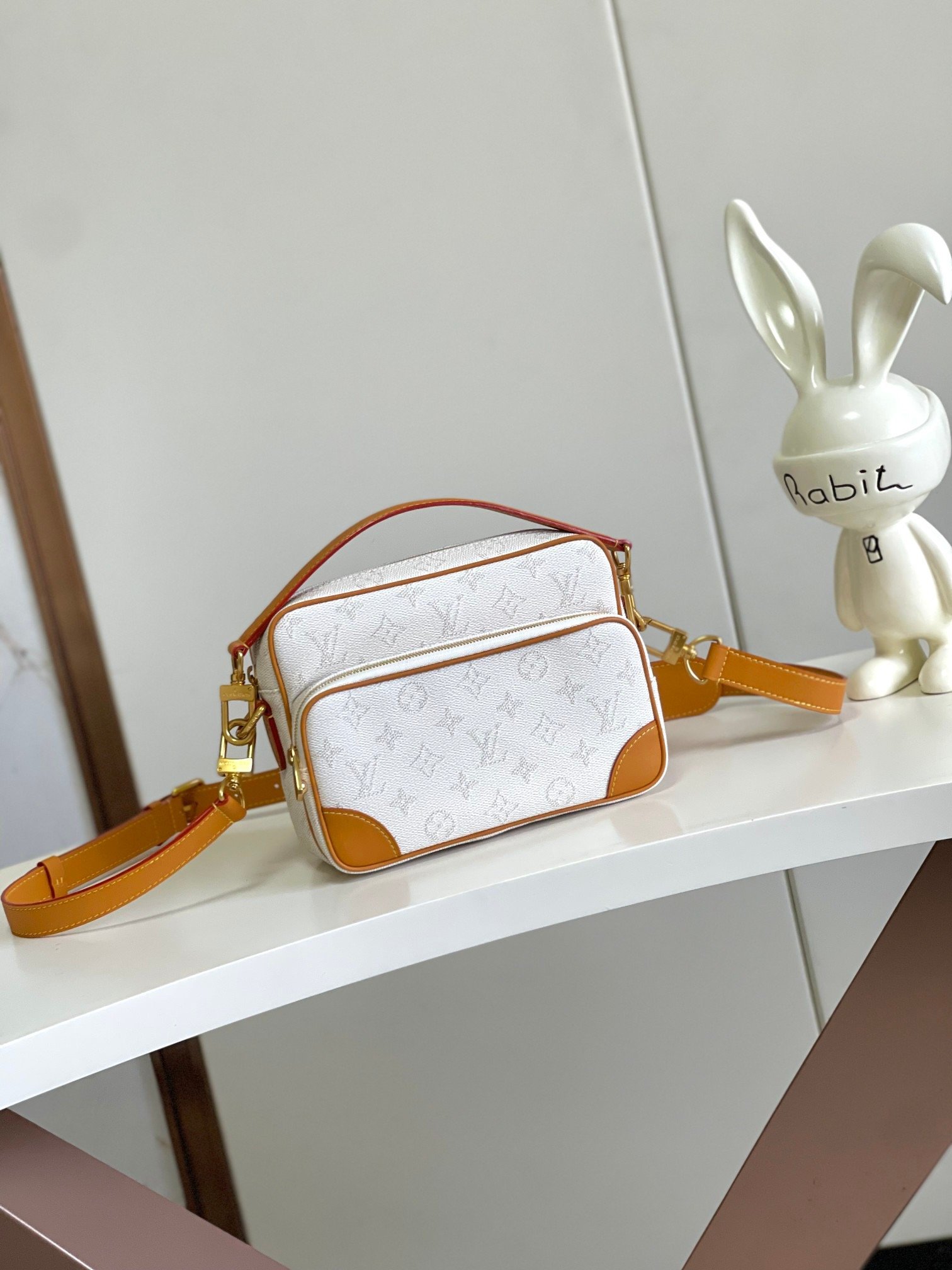 Louis Vuitton Canvas M14682 pharrell Williams Top Handle Bag 001750