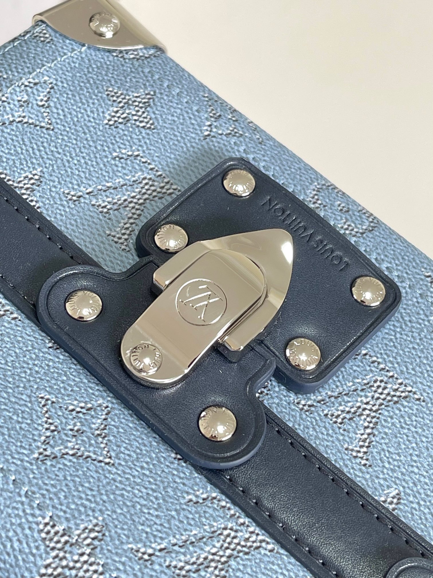 Louis Vuitton Canvas M15035 Soul Trunk Top Handle Bag 001820
