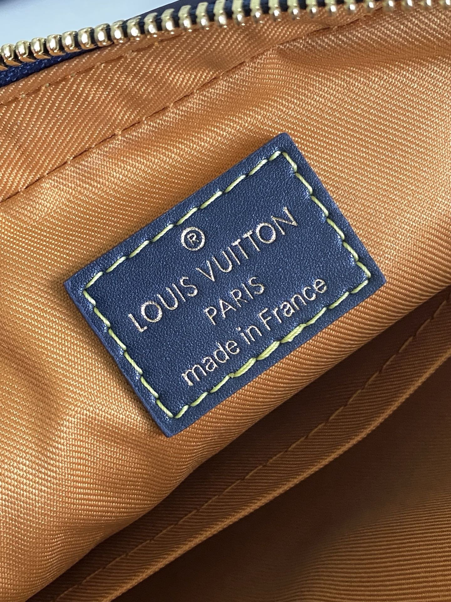Louis Vuitton Canvas TRIO m26026 Trio Green Messenger Bag 001710