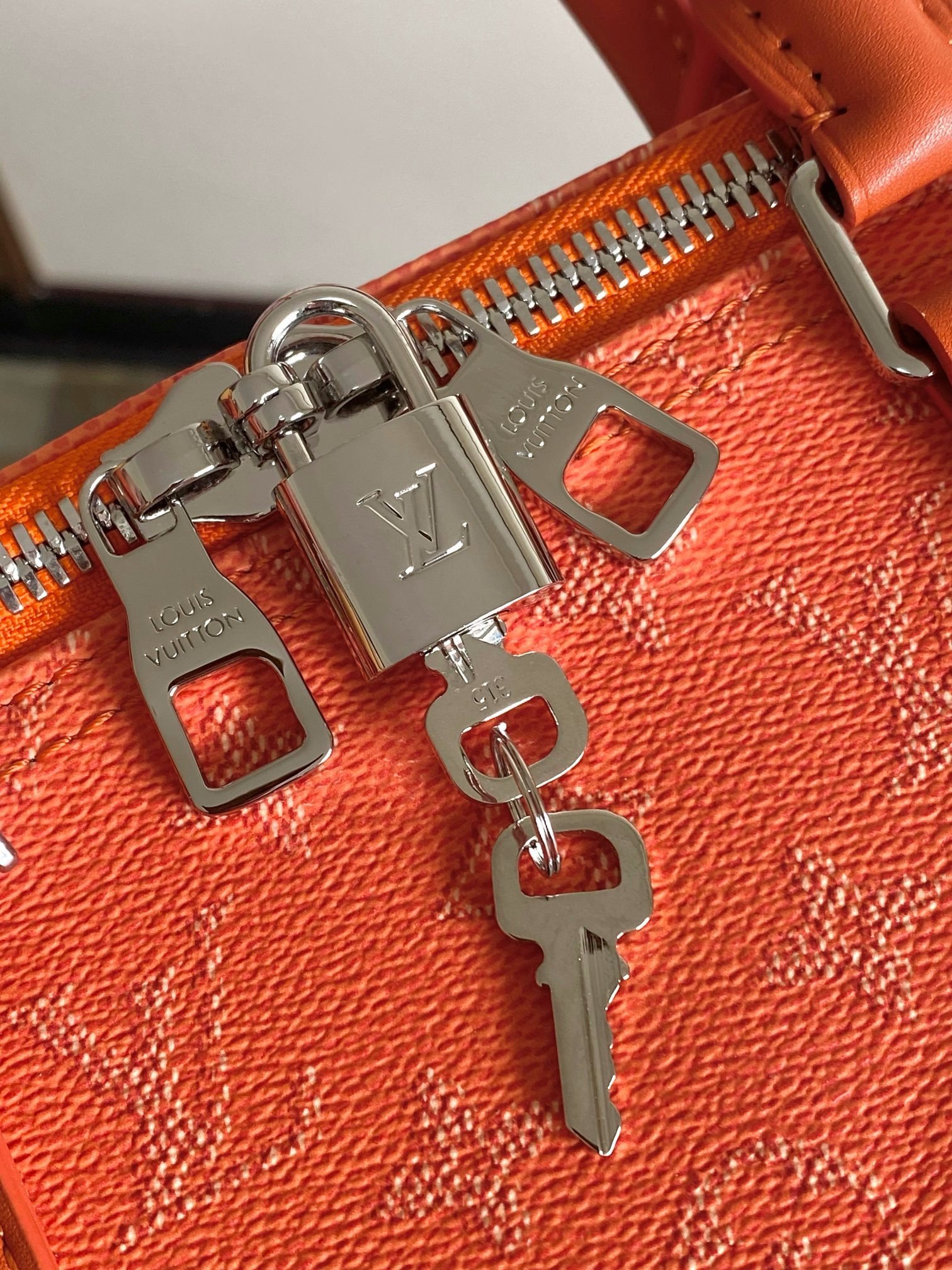 Louis Vuitton M26864 M26845 c01 Blue Top Handle Bag 001870