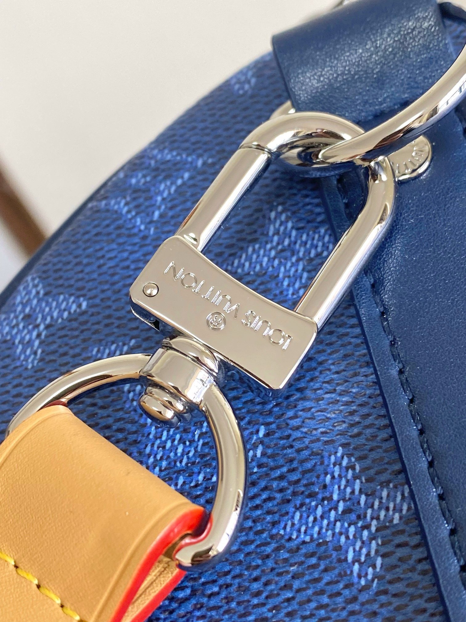 Louis Vuitton M26864 M26845 c01 Blue Top Handle Bag 001870