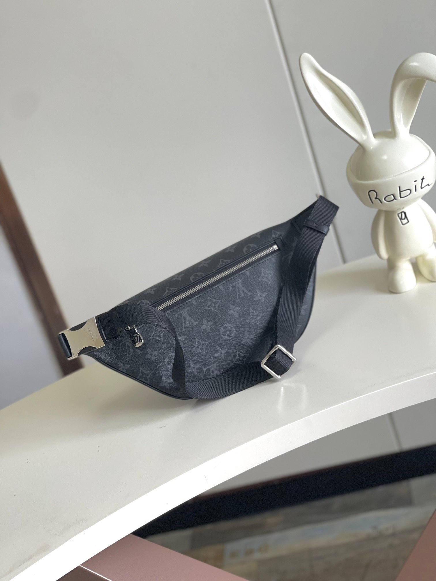 Louis Vuitton Canvas M25924 Discovery Monogram Green Bag 001620