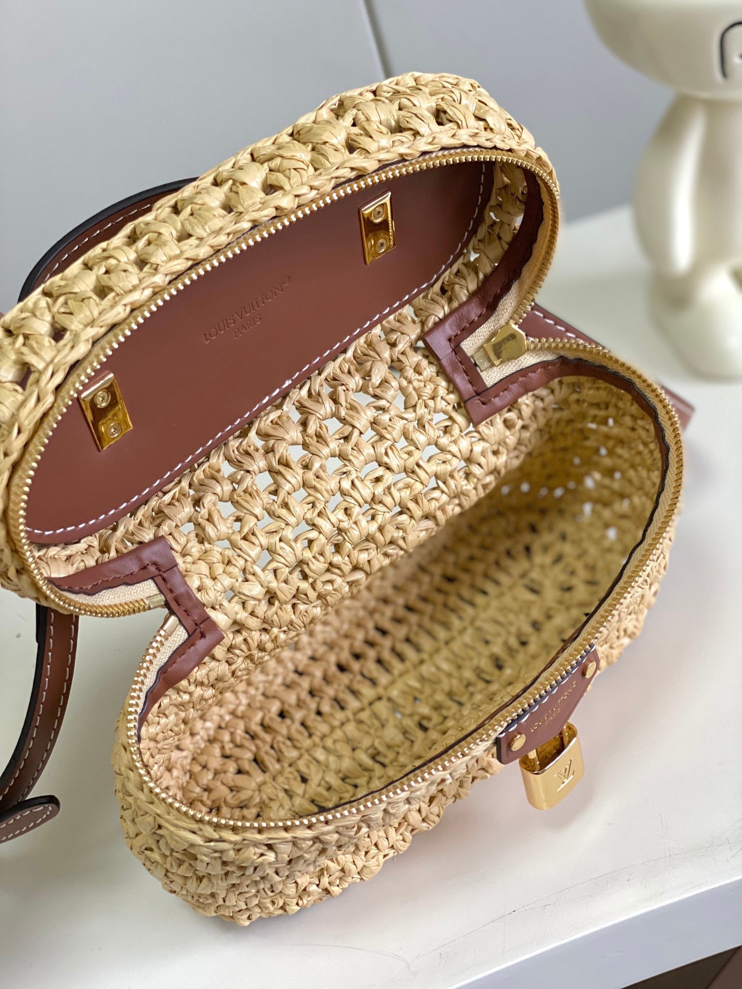 Louis Vuitton VANITY CHAIN POUCH Top Handle Bag 001820