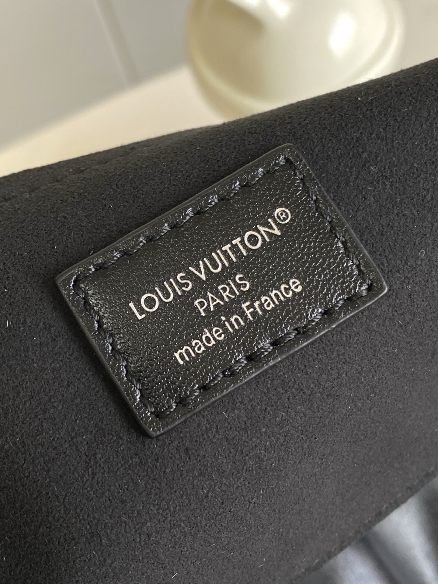 Louis Vuitton M28160 UID x19x10C Bag 001750