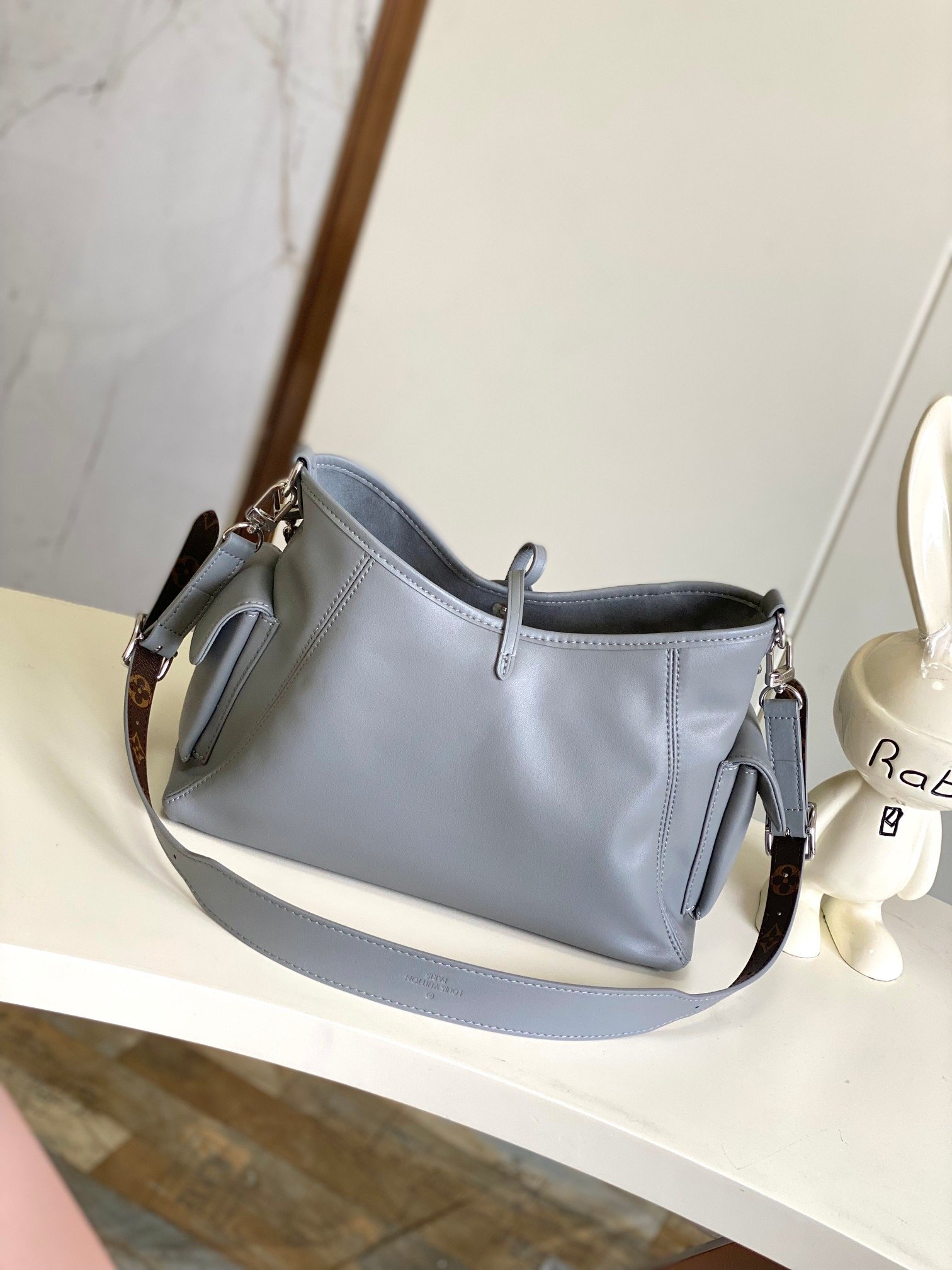 Louis Vuitton M12579 M24861 CarryAll Small Gray Top Handle Bag 001790