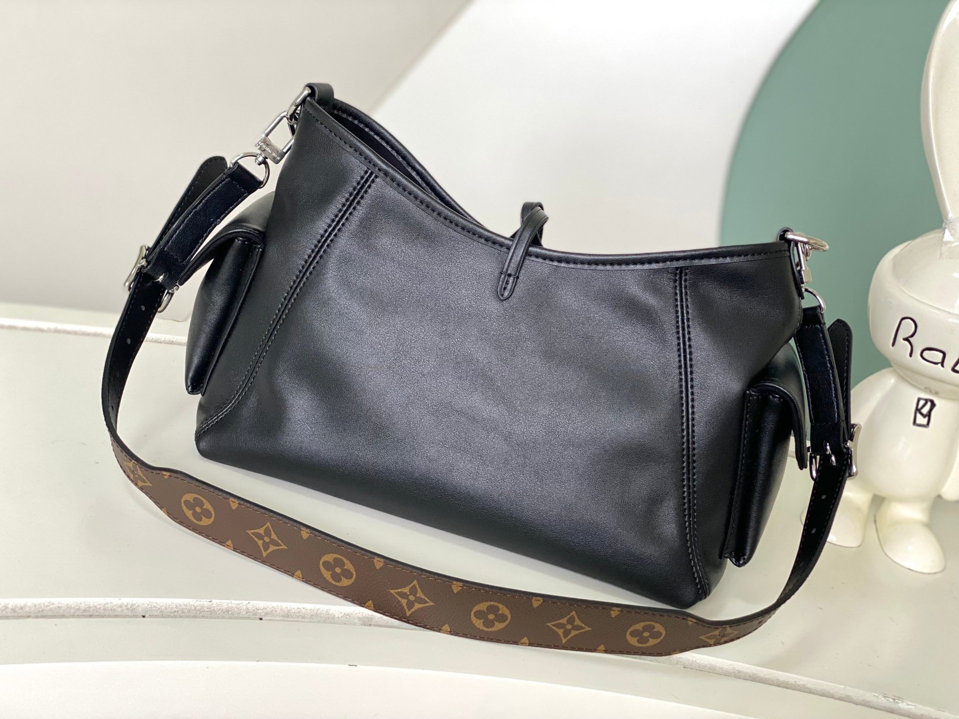 Louis Vuitton M24861 CarryAll Cargo Small Top Handle Bag 001790