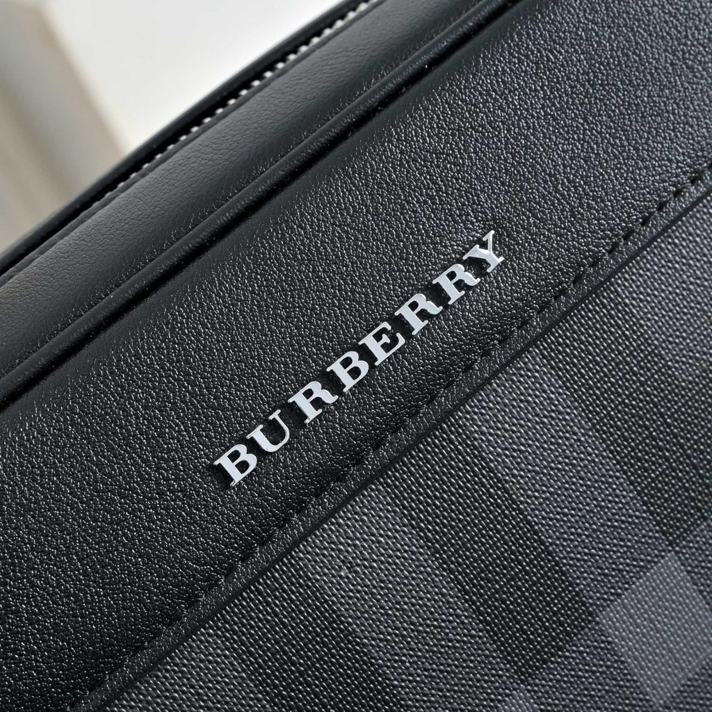 Burberry Crossbody Bag 001330