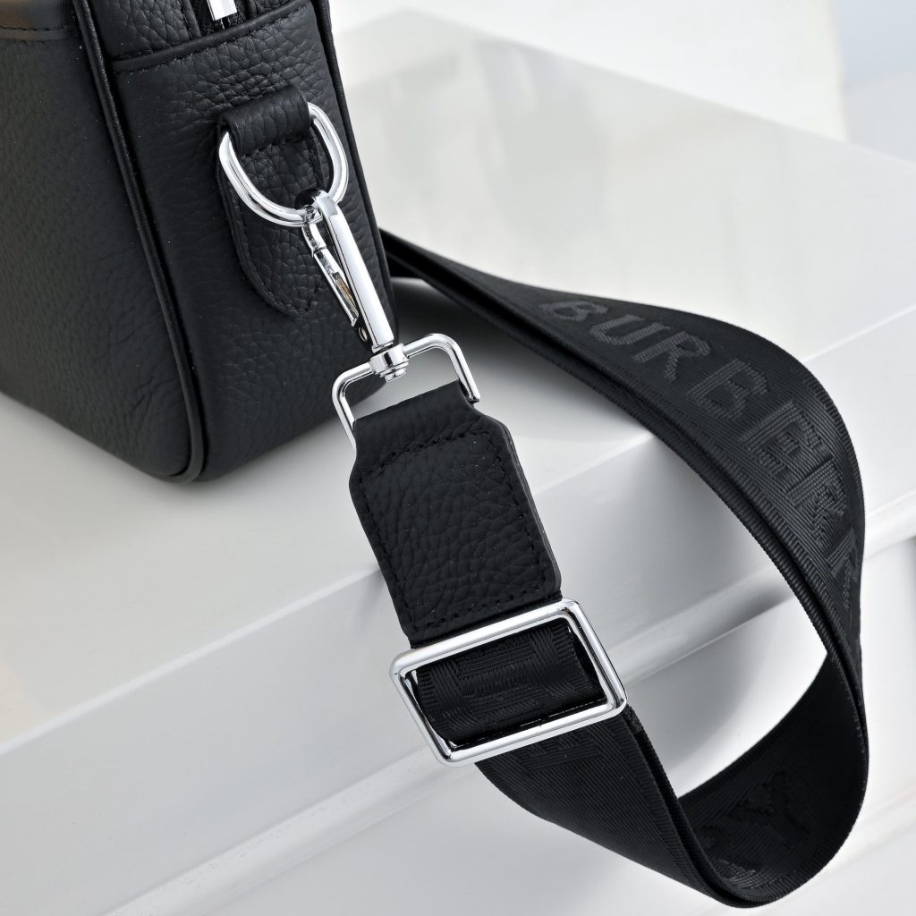 Burberry Crossbody Bag 001330