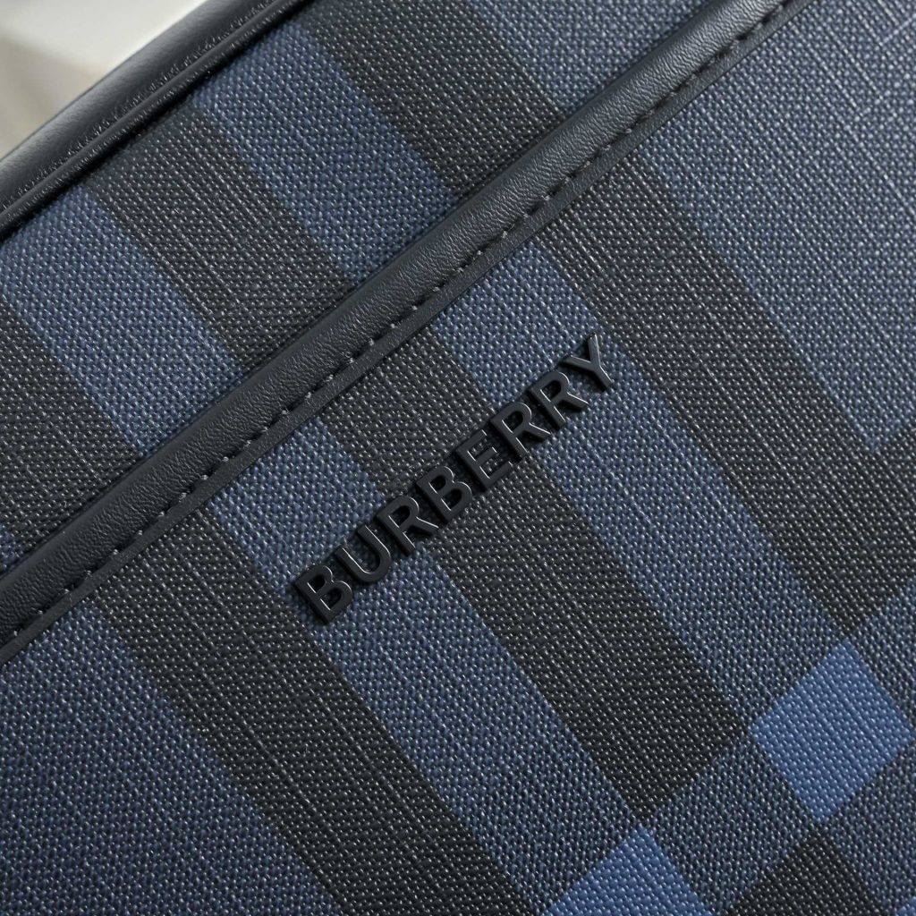 Burberry Crossbody Bag 001330