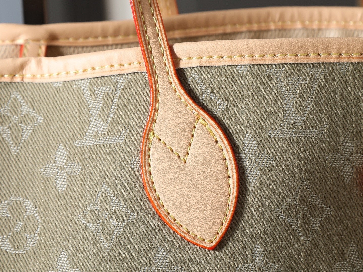 Louis Vuitton M28052 M27847 M27839 Medium Bag 001270