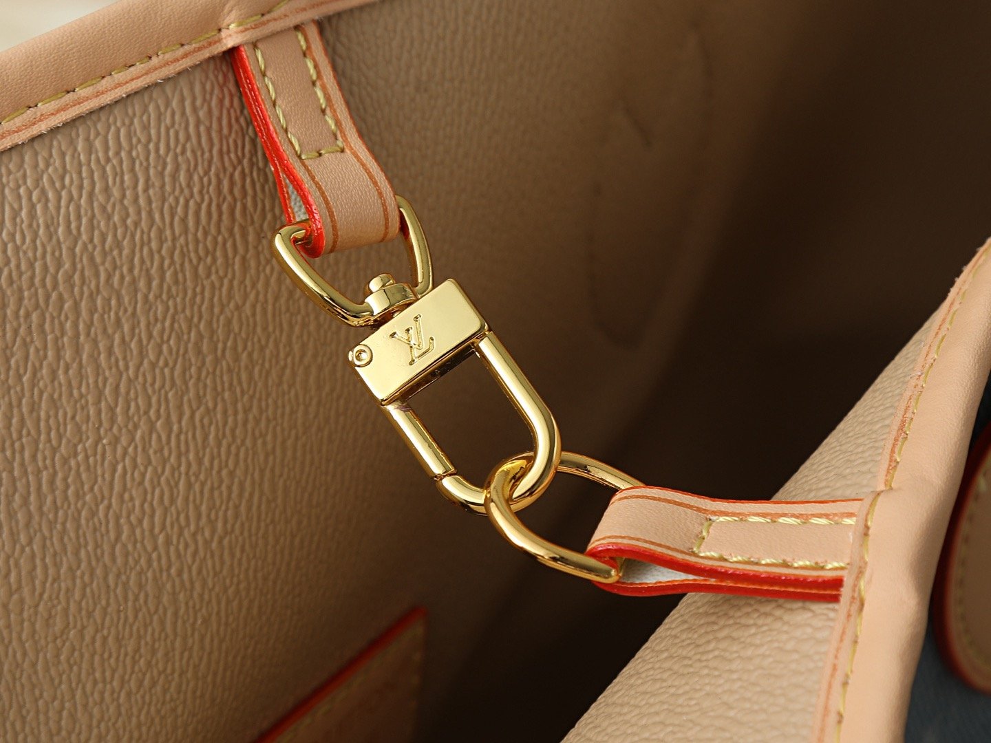 Louis Vuitton M28052 M27847 M27839 Medium Bag 001270