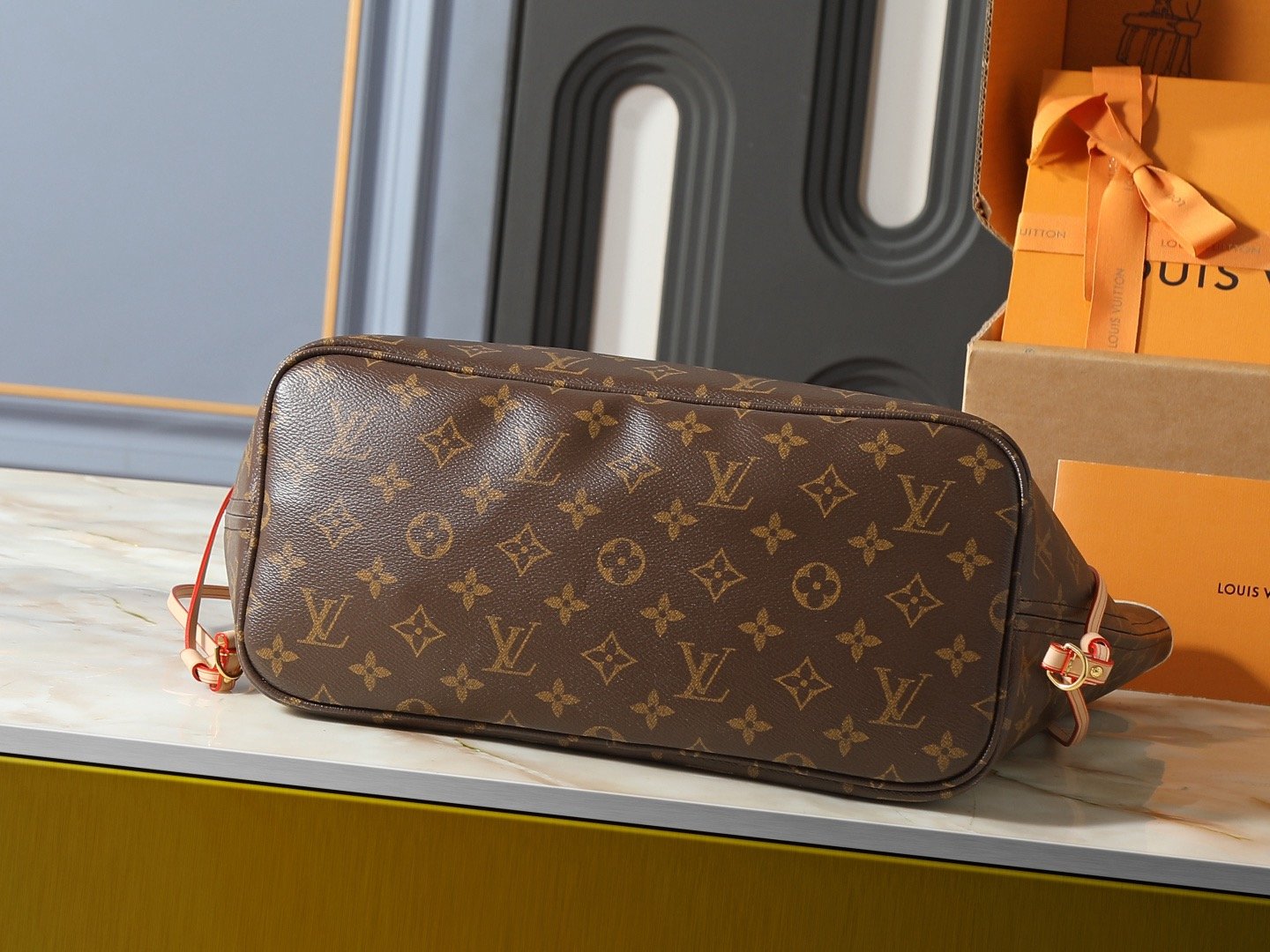 Louis Vuitton M28052 M27847 M27839 Medium Bag 001270