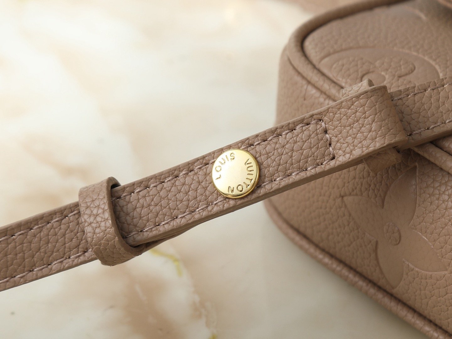 Louis Vuitton M82210 M82211 M40916 Top Handle Bag 001240
