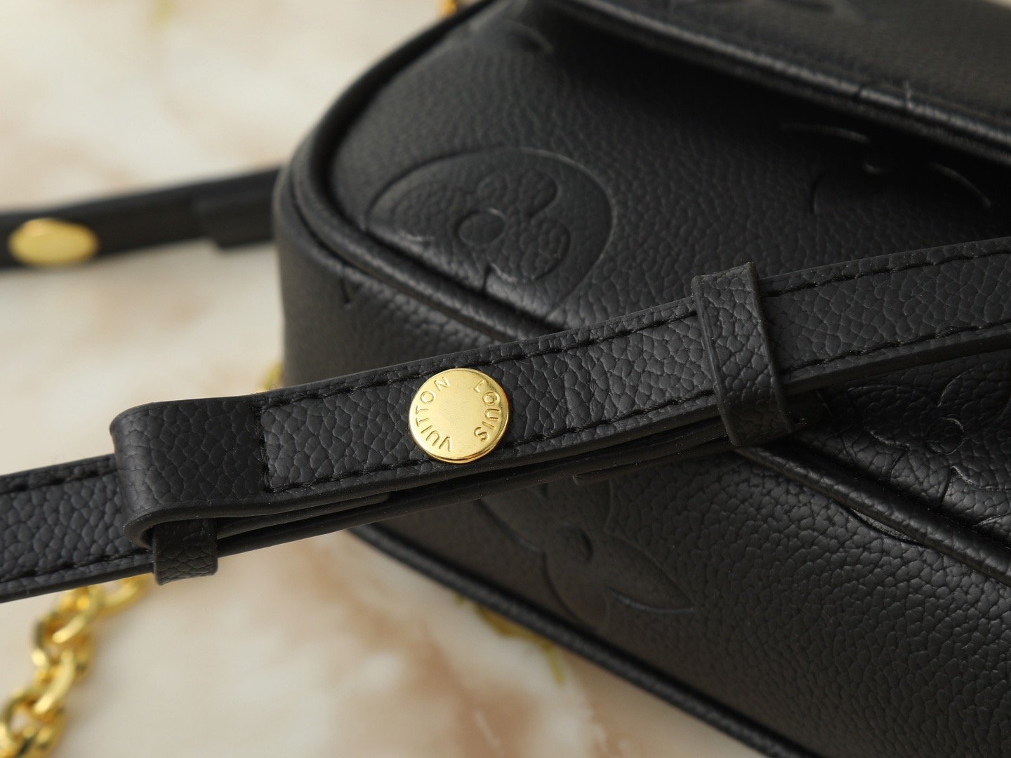 Louis Vuitton M82210 M82211 M40916 Top Handle Bag 001240