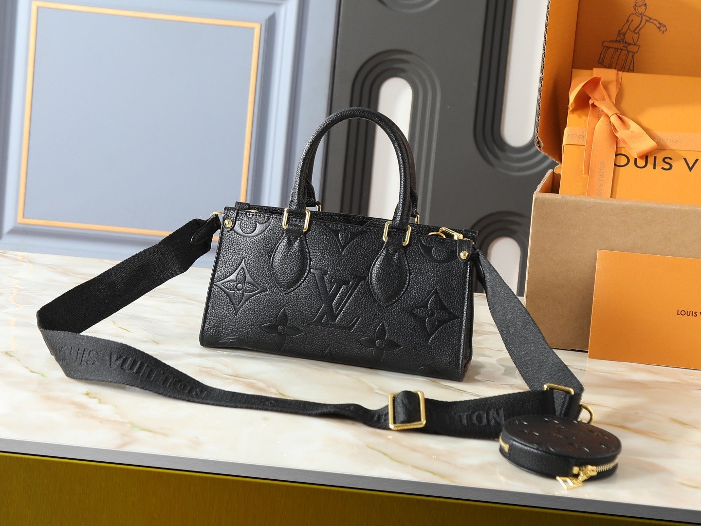 Louis Vuitton M14236 M46653 M23640 Small Tote Bag 001260