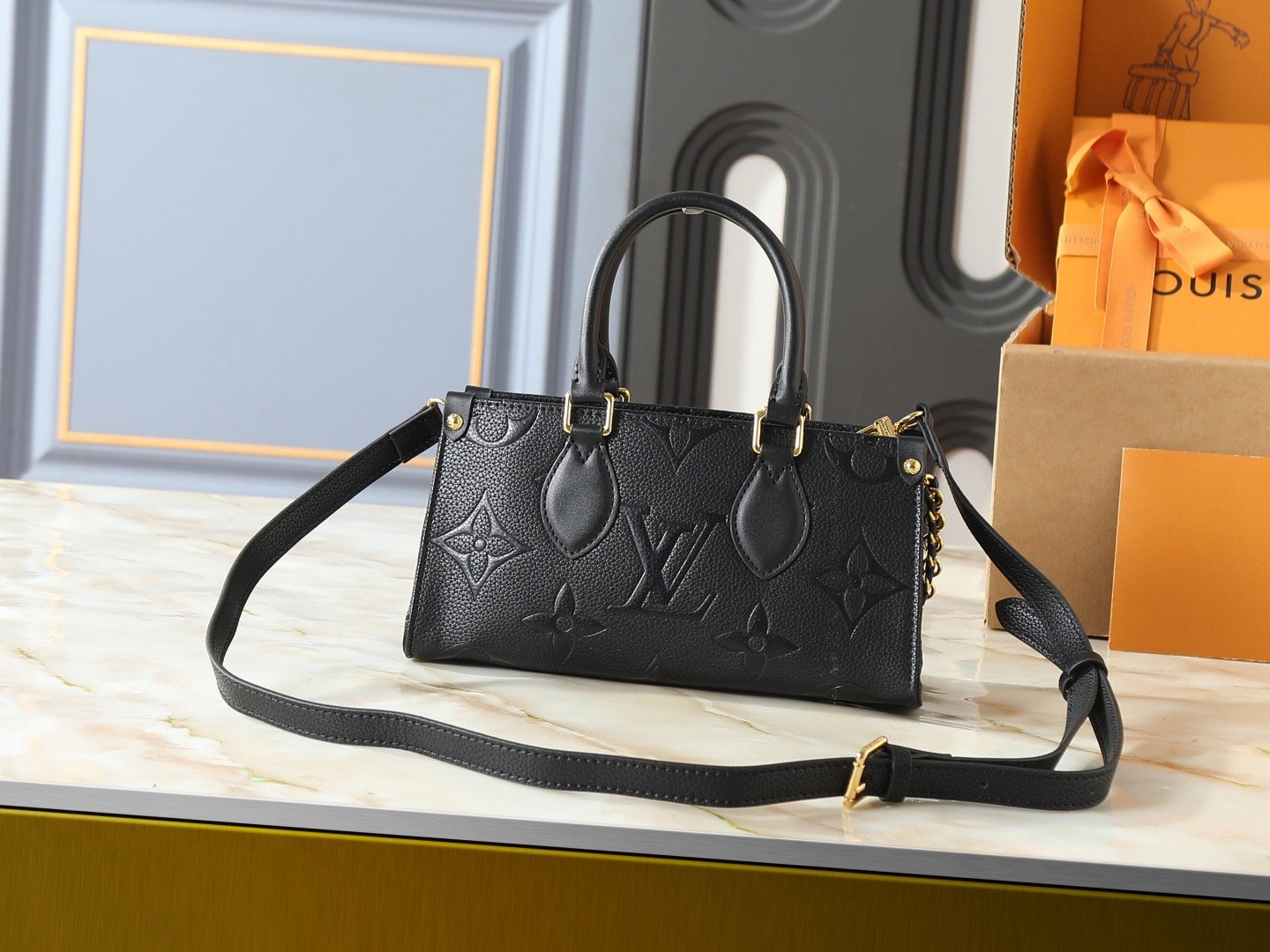 Louis Vuitton M14236 M46653 M23640 Small Tote Bag 001260