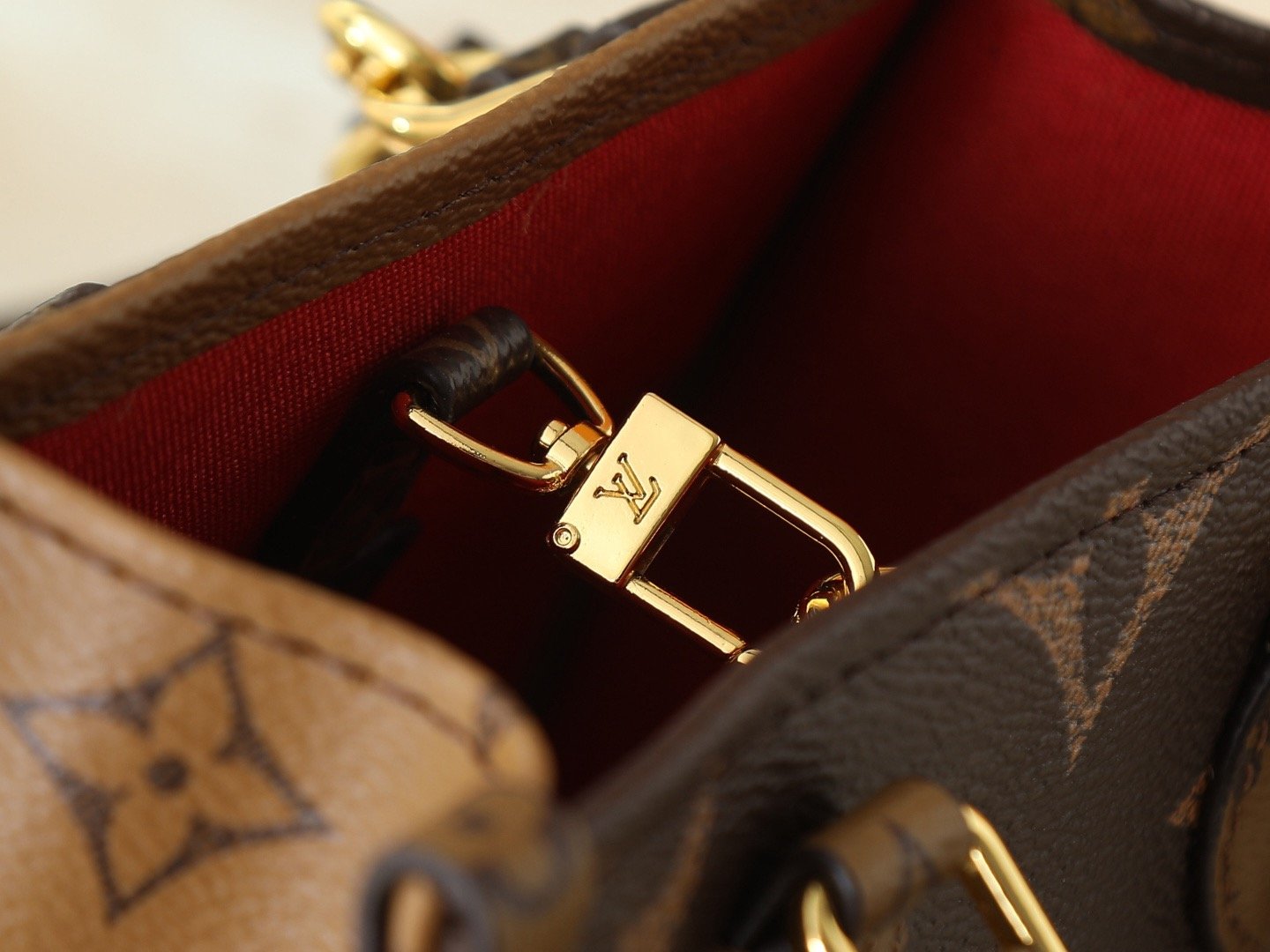 Louis Vuitton Canvas M46839 M44571 OnTheGo Tote Bag 001240