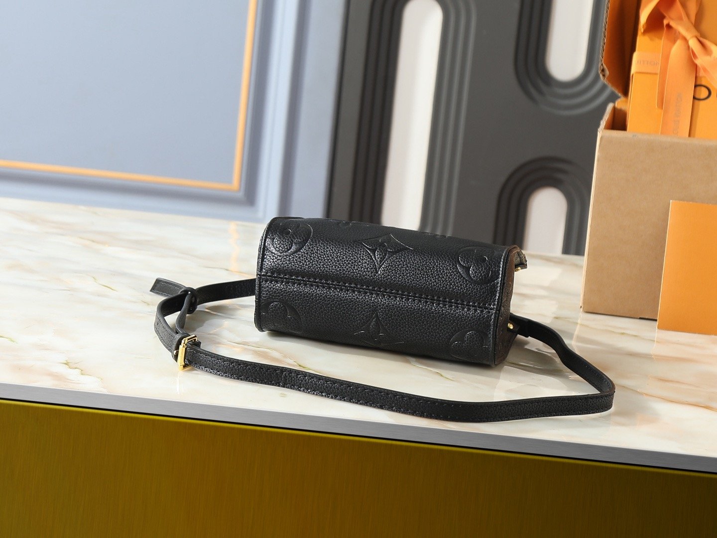 Louis Vuitton M46993 M47054 M46839 Top Handle Bag 001240