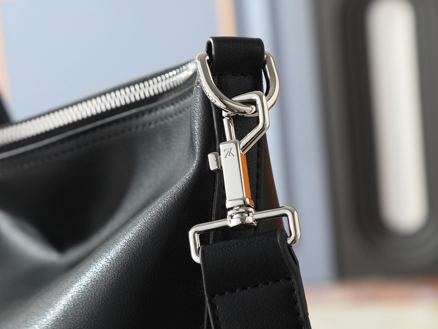 Louis Vuitton M28392 M27856 M27181 Top Handle Bag 001270