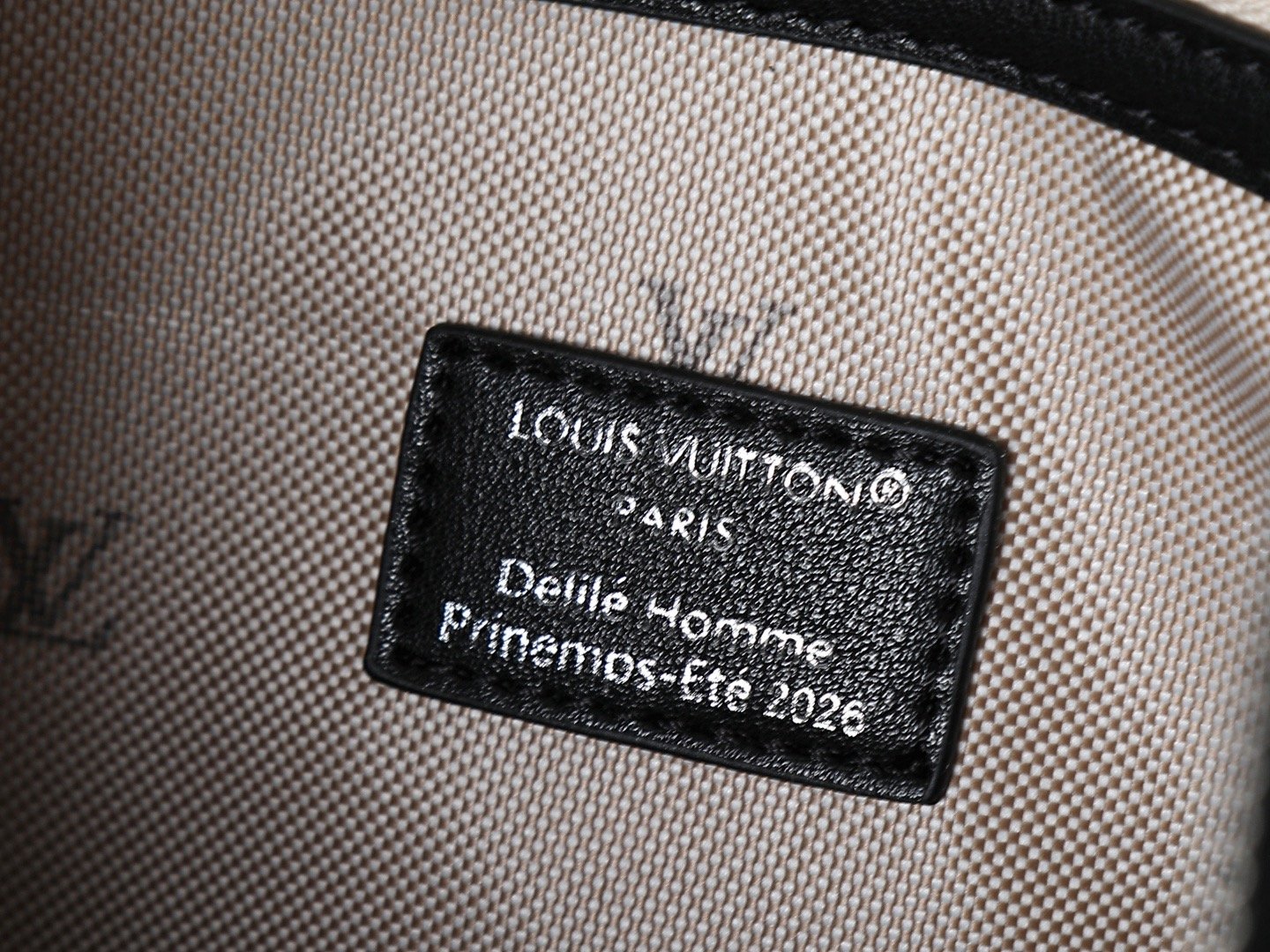 Louis Vuitton M28392 M27856 M27181 Top Handle Bag 001270