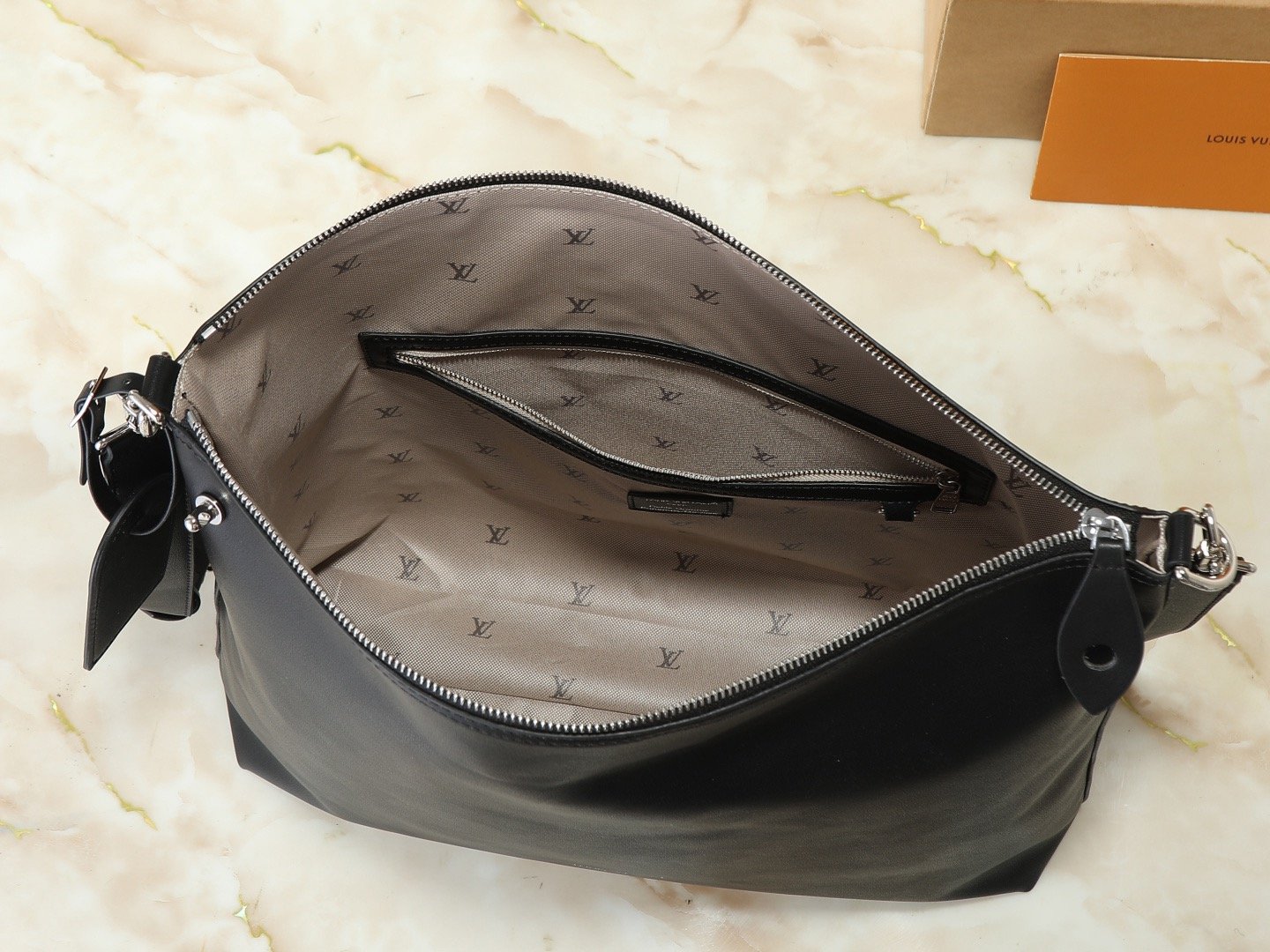 Louis Vuitton M28392 M27856 M27181 Top Handle Bag 001270