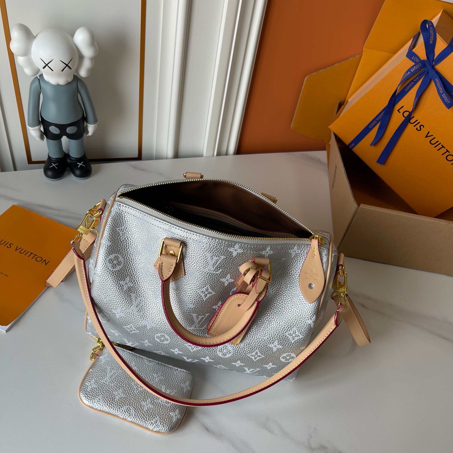 Louis Vuitton M13344 M40391 M89688 Top Handle Bag 001290