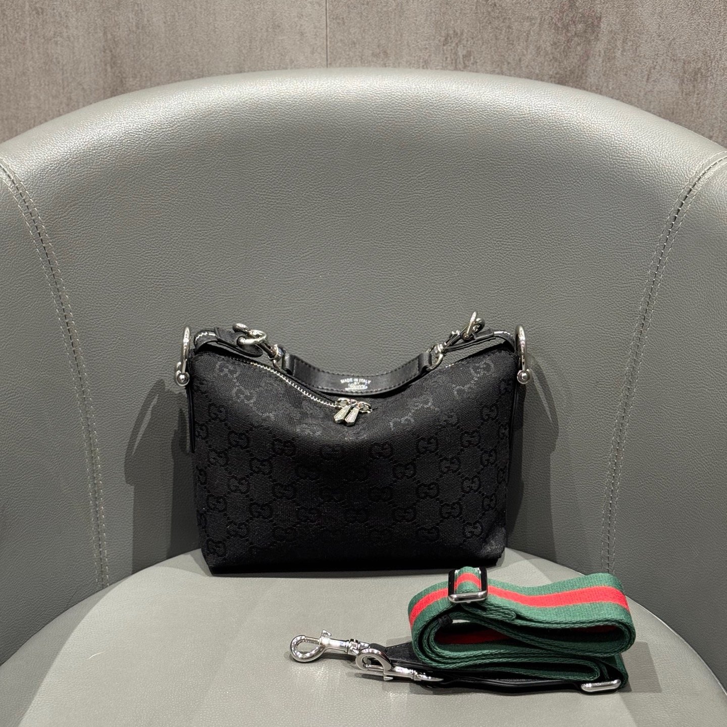 Gucci Detail Edition 871595