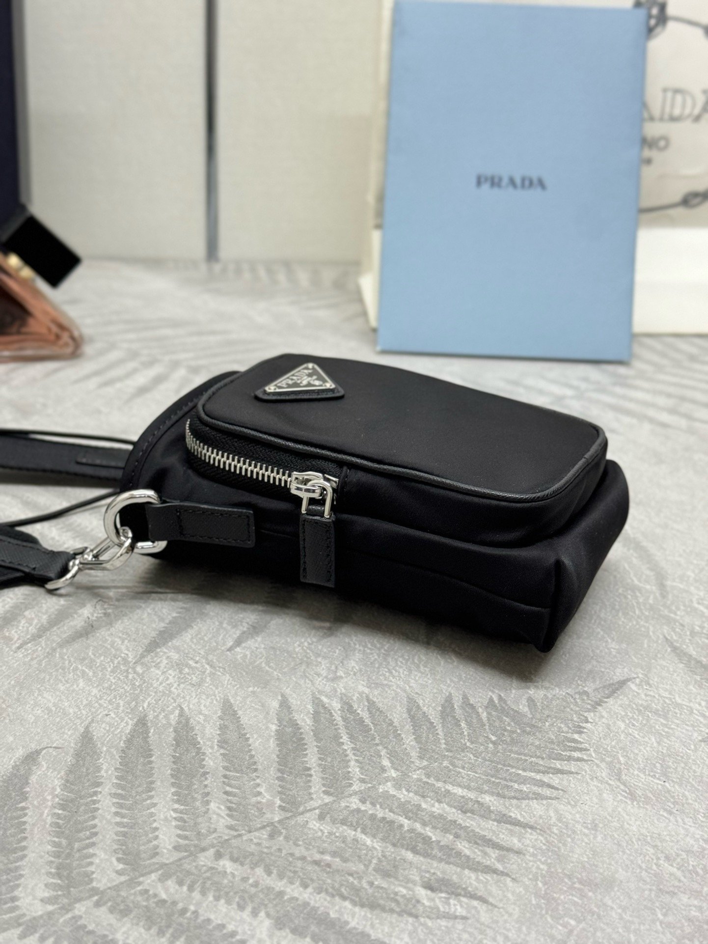 Prada ZH155 Re-Nylon Bag 001520
