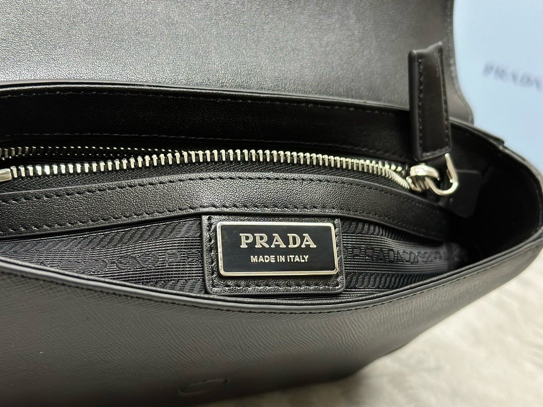 Prada VD059 Saffiano New Season-6 001870