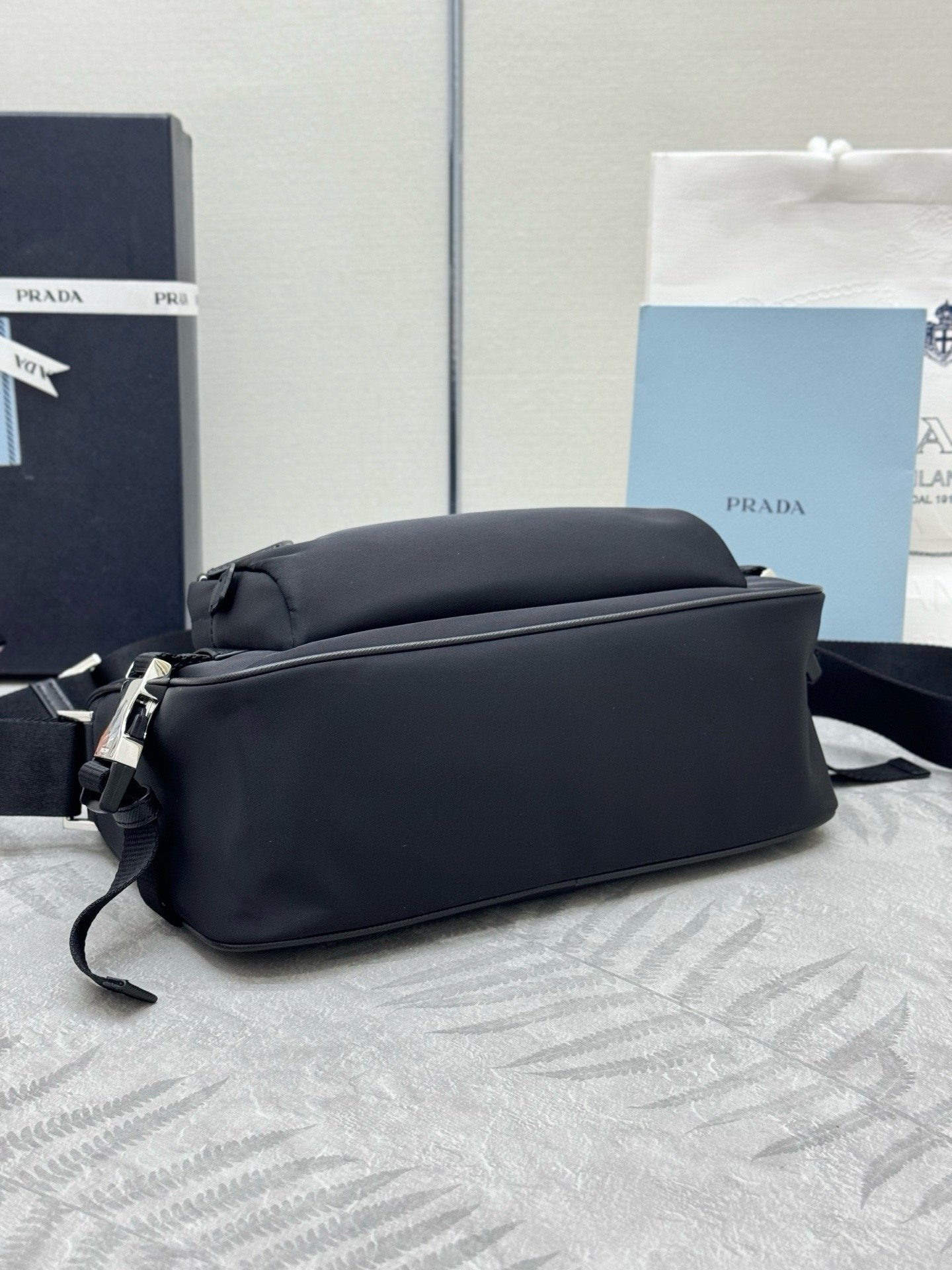 Prada VH192 Re-Nylon Saffiano Small New SeasonMessenger Bag-1 001580