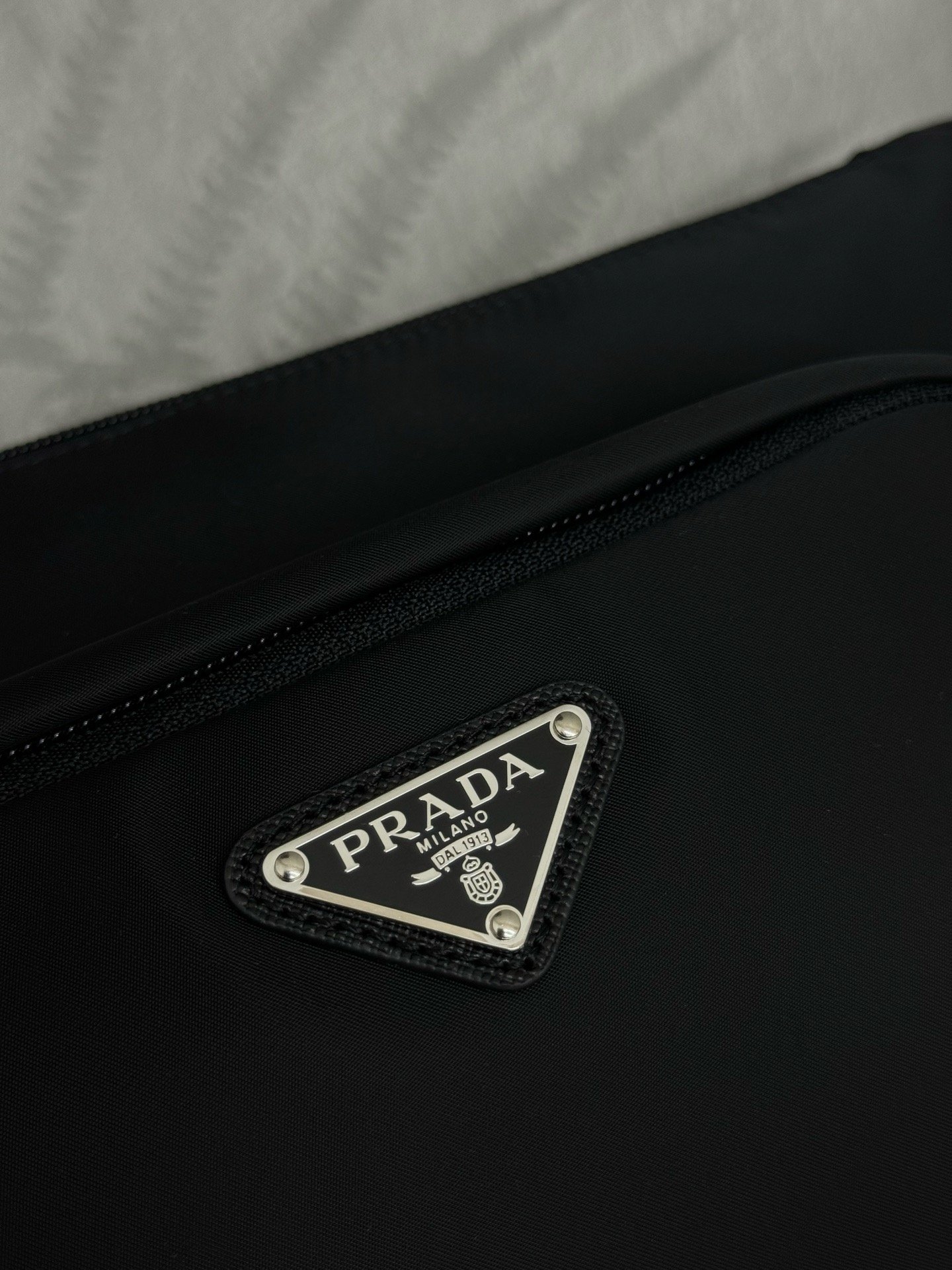 Prada VH192 Re-Nylon Saffiano Small New SeasonMessenger Bag-1 001580