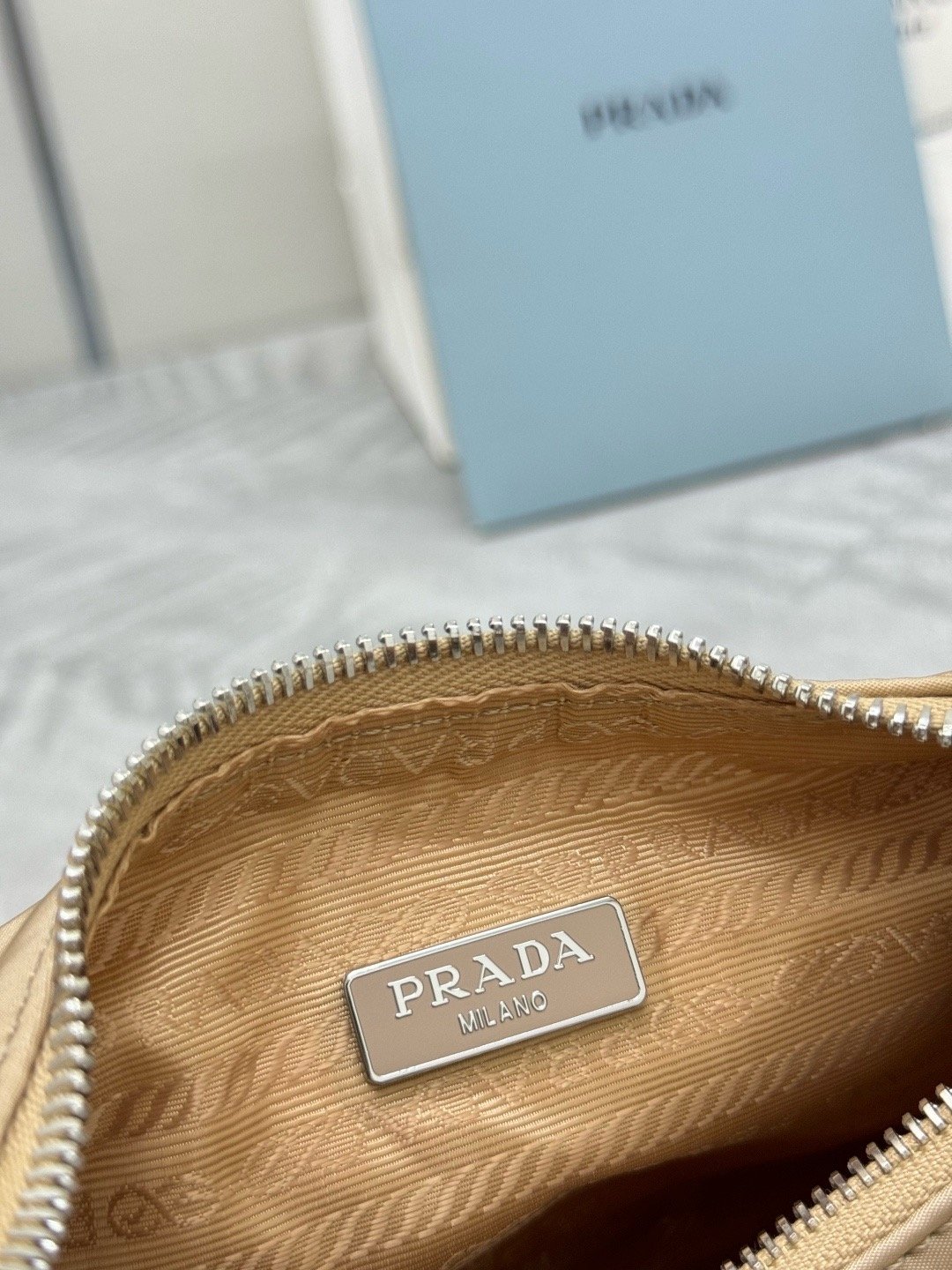 Prada Hobo2005 NE204 Hobo Shoulder Bag 001440